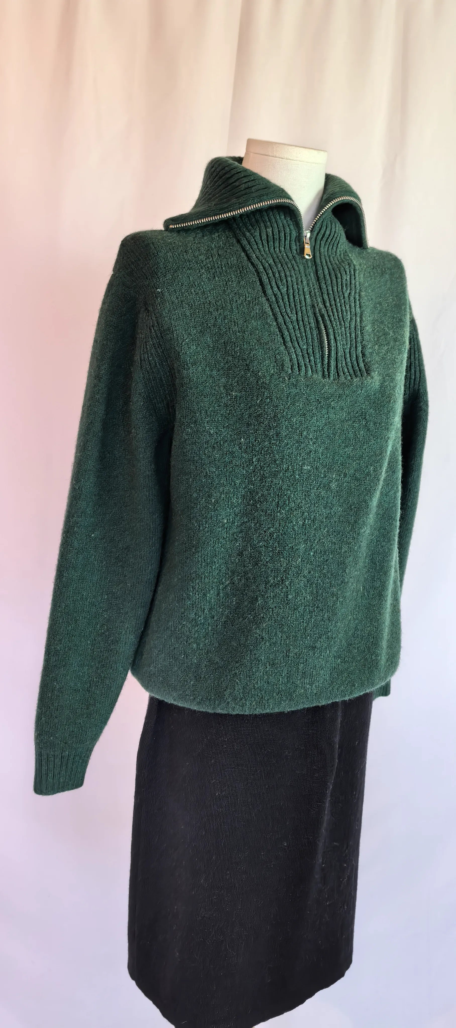 Pulover din lana virgina - Benetton - L