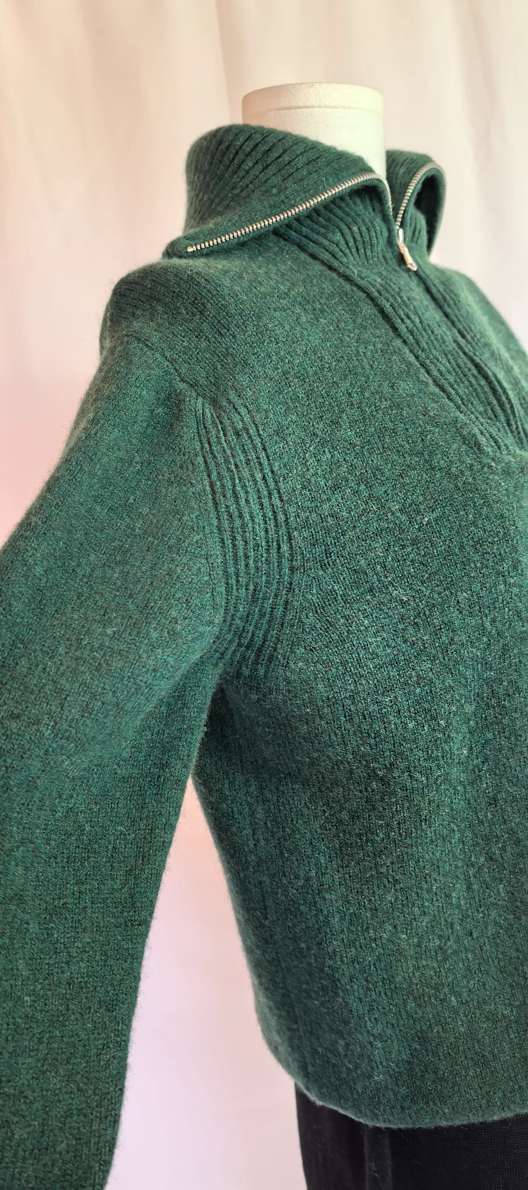 Pulover din lana virgina - Benetton - L