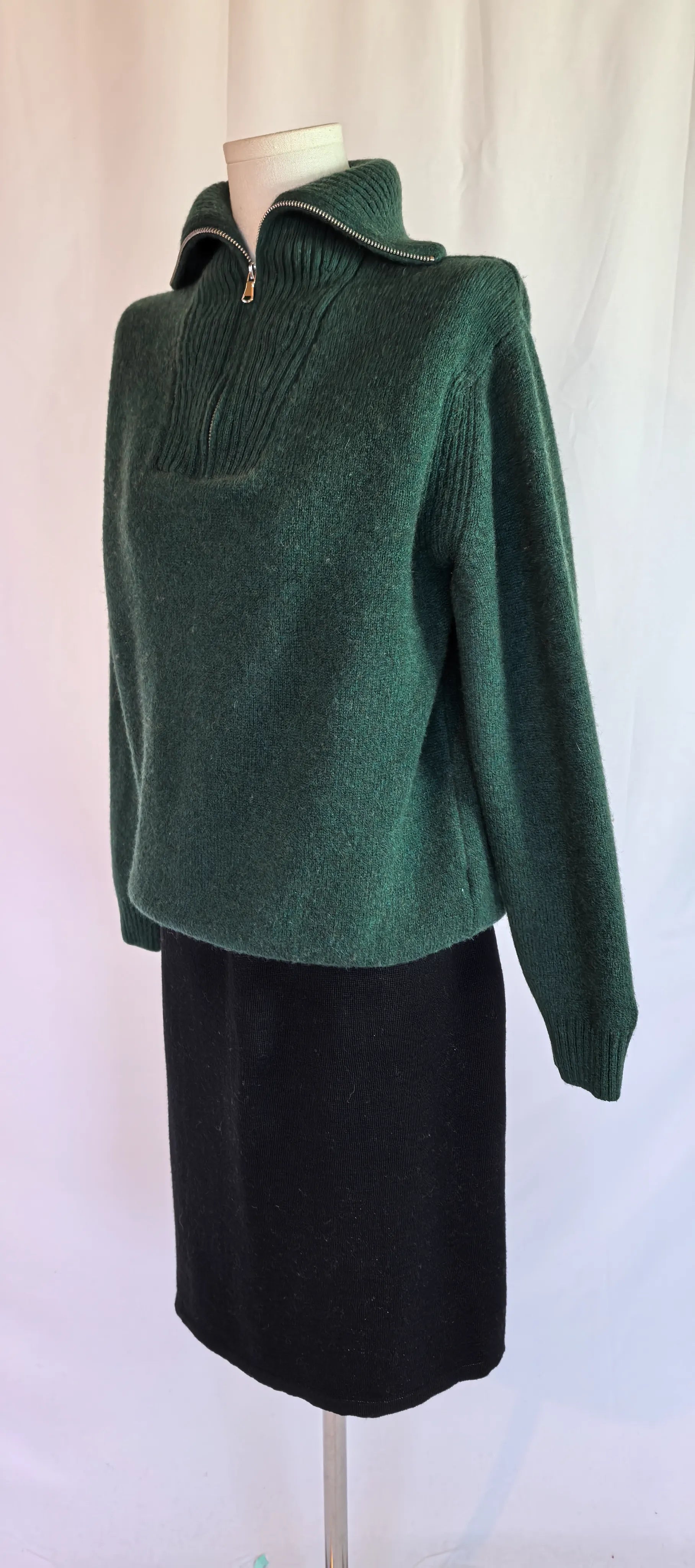 Pulover din lana virgina - Benetton - L