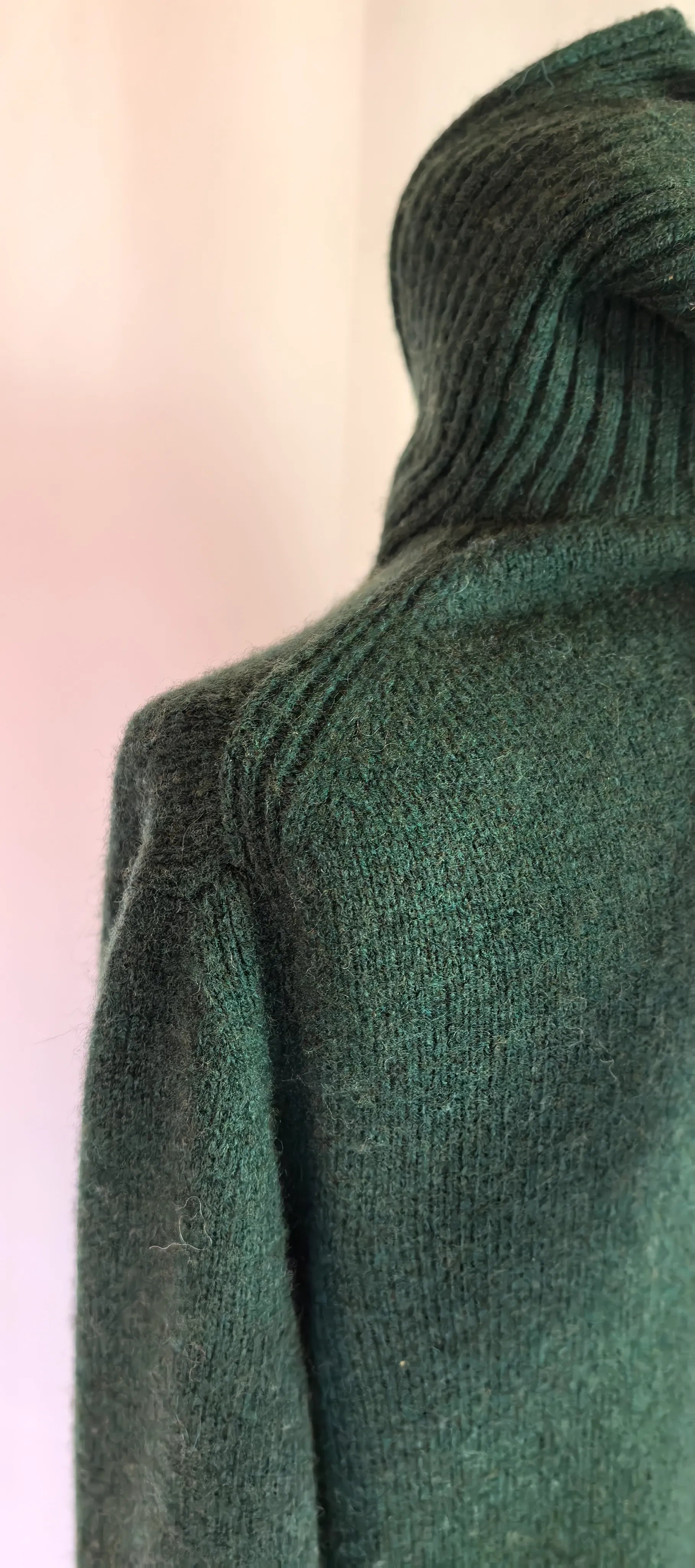 Pulover din lana virgina - Benetton - L