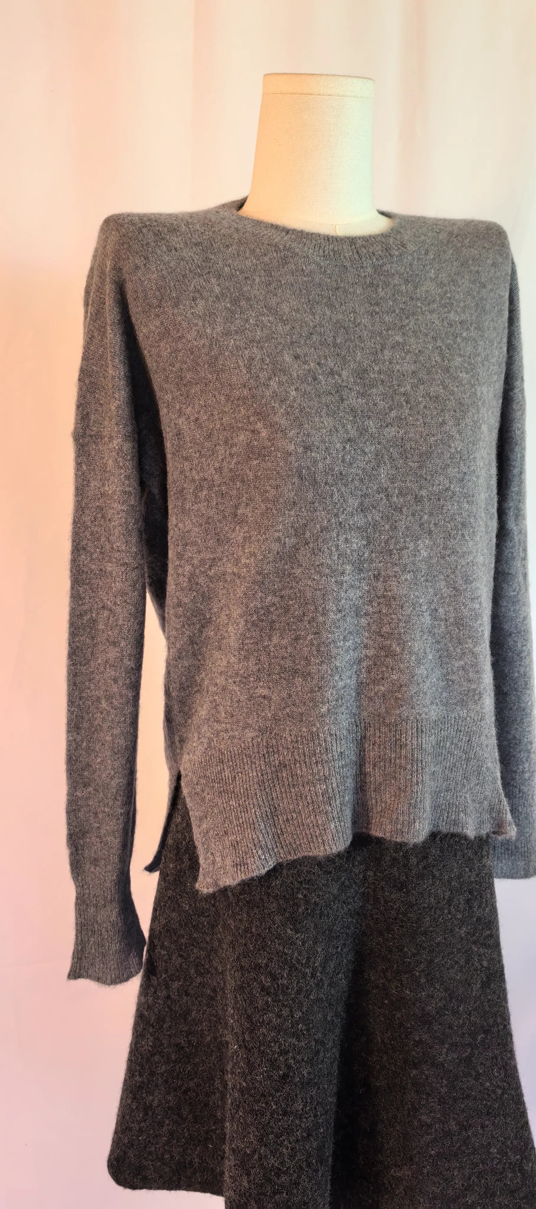 Pulover din casmir oversized- Tahari - M