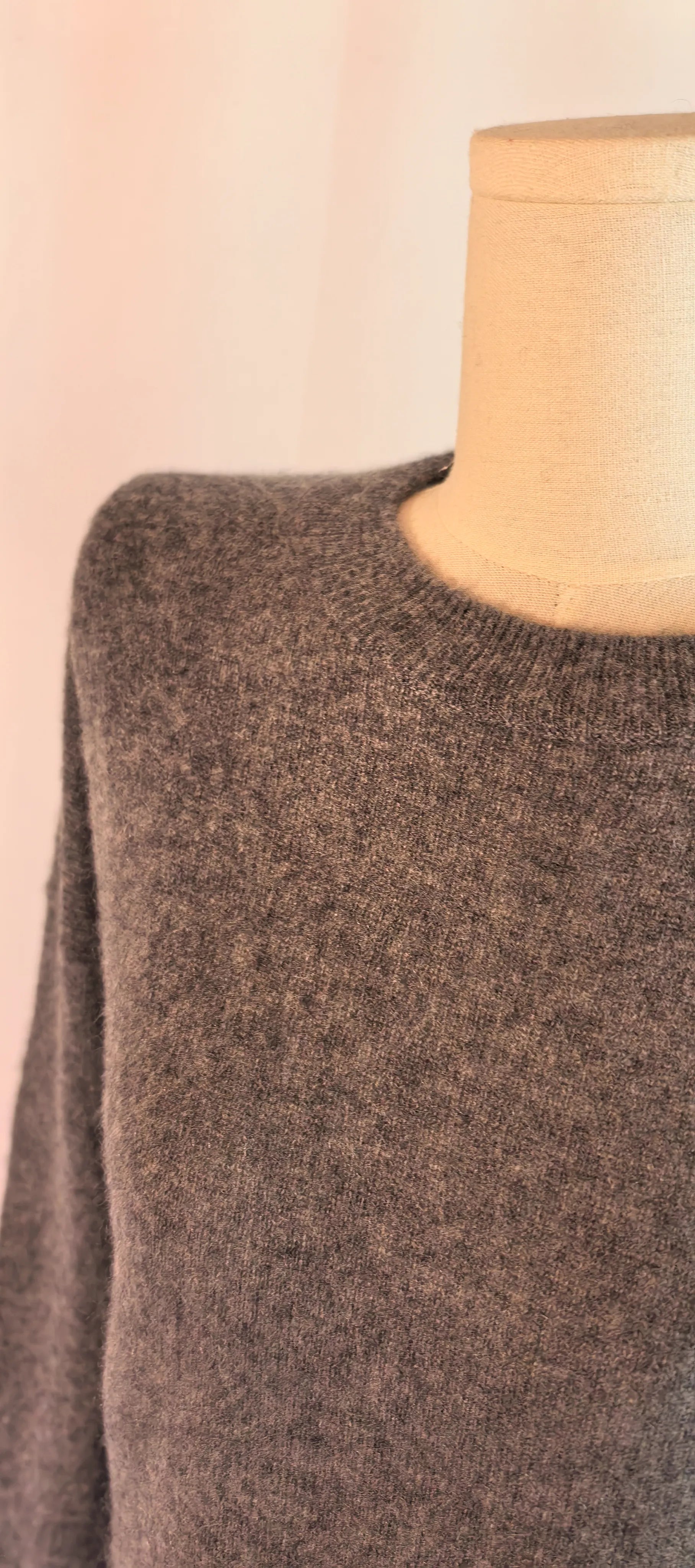 Pulover din casmir oversized- Tahari - M