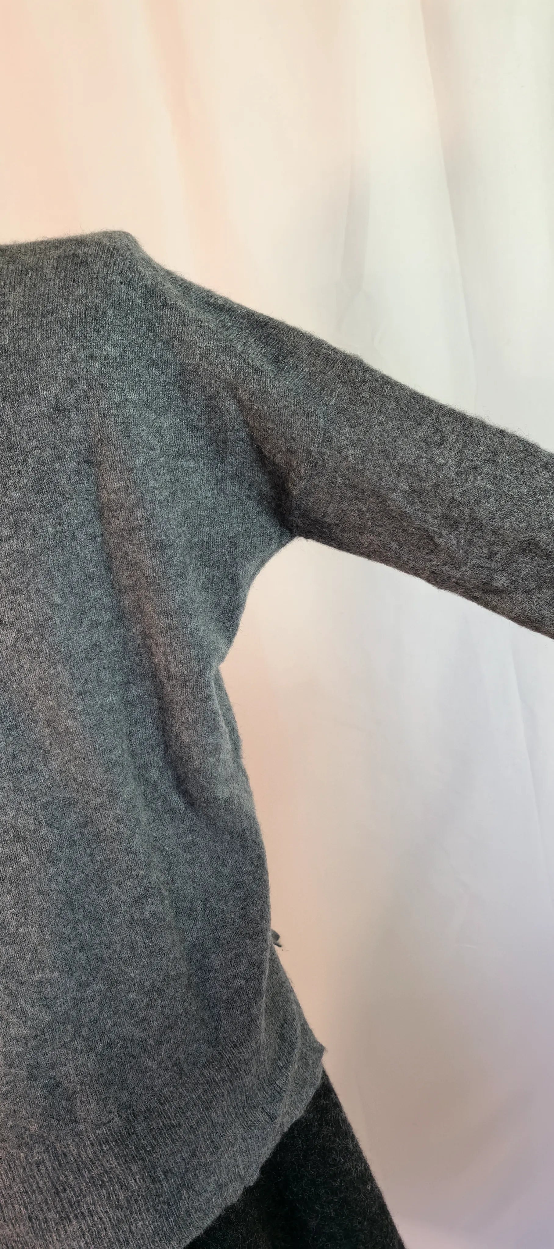 Pulover din casmir oversized- Tahari - M