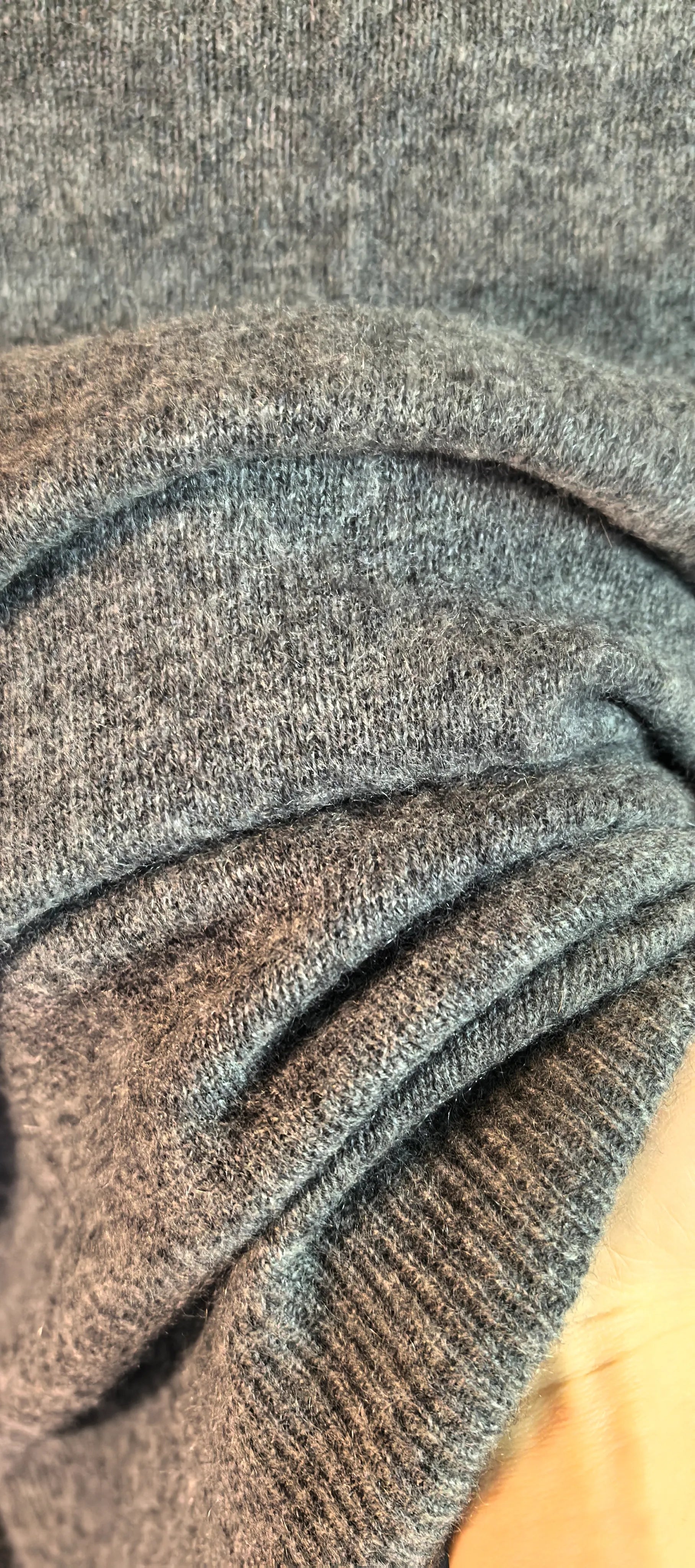 Pulover din casmir oversized- Tahari - M