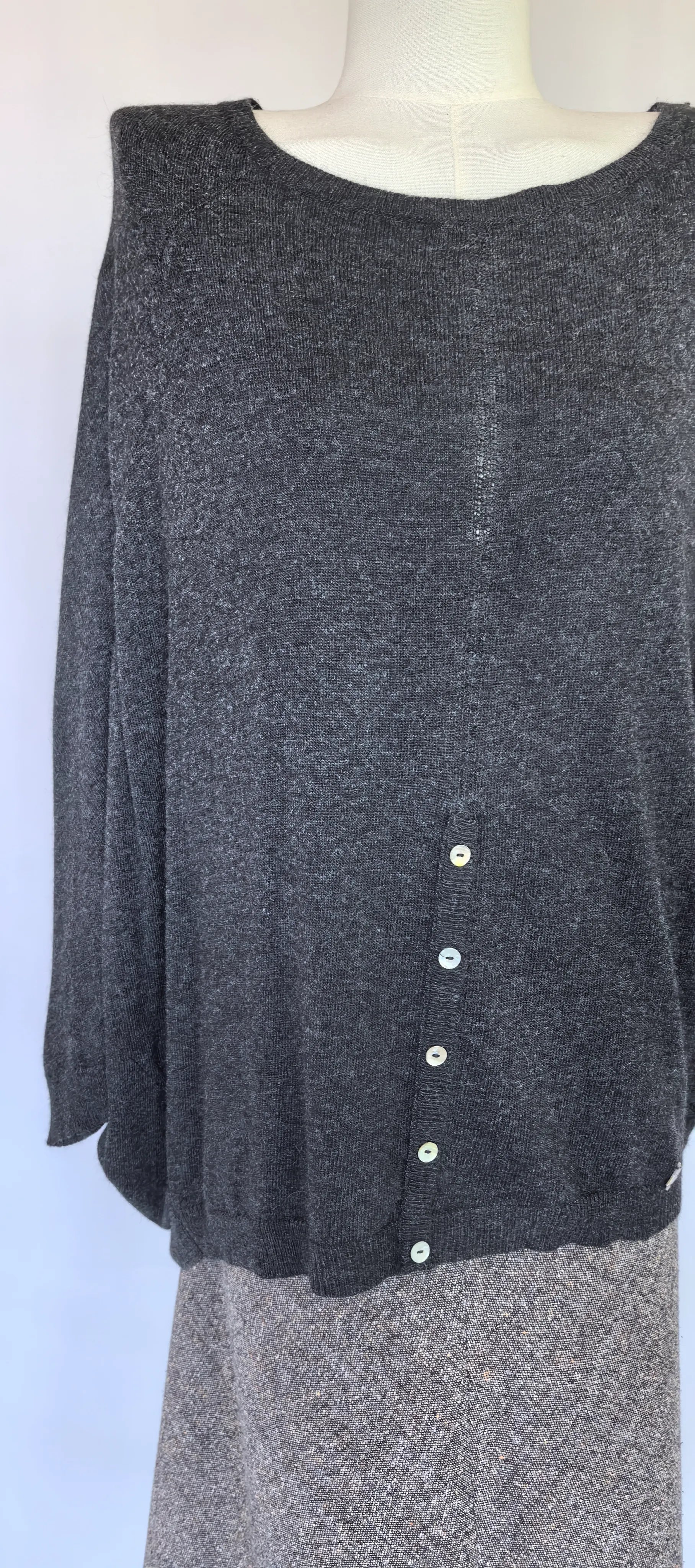 Pulover asimetric  blend vascoza si angora