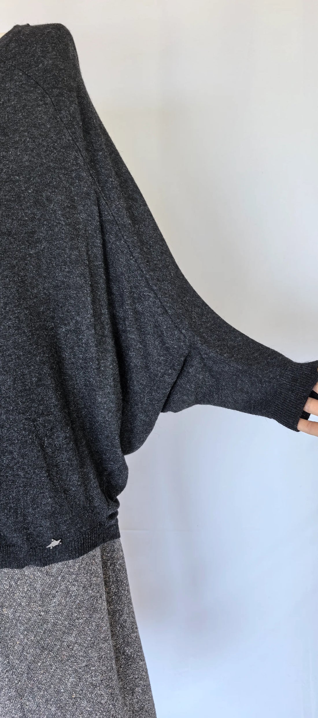 Pulover asimetric  blend vascoza si angora