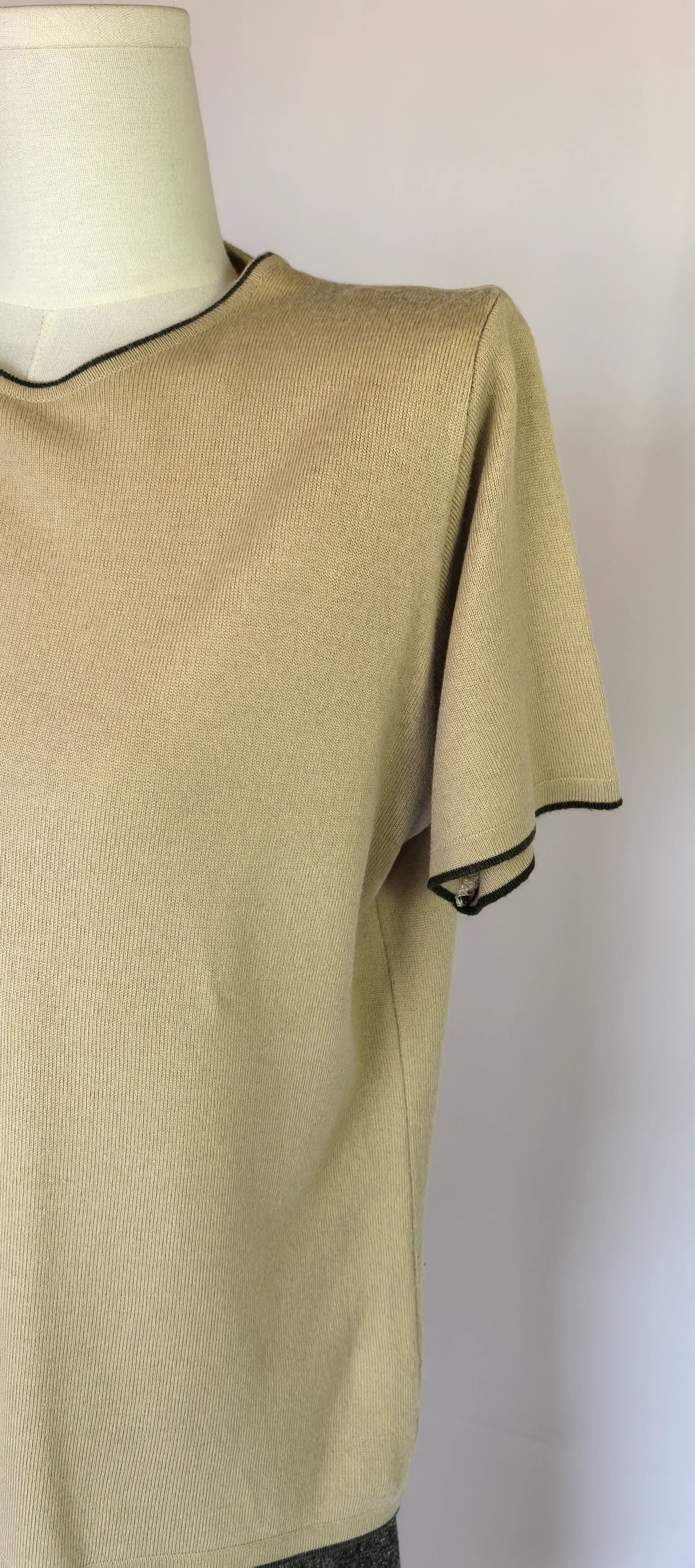 Tricou din blend merinos fin