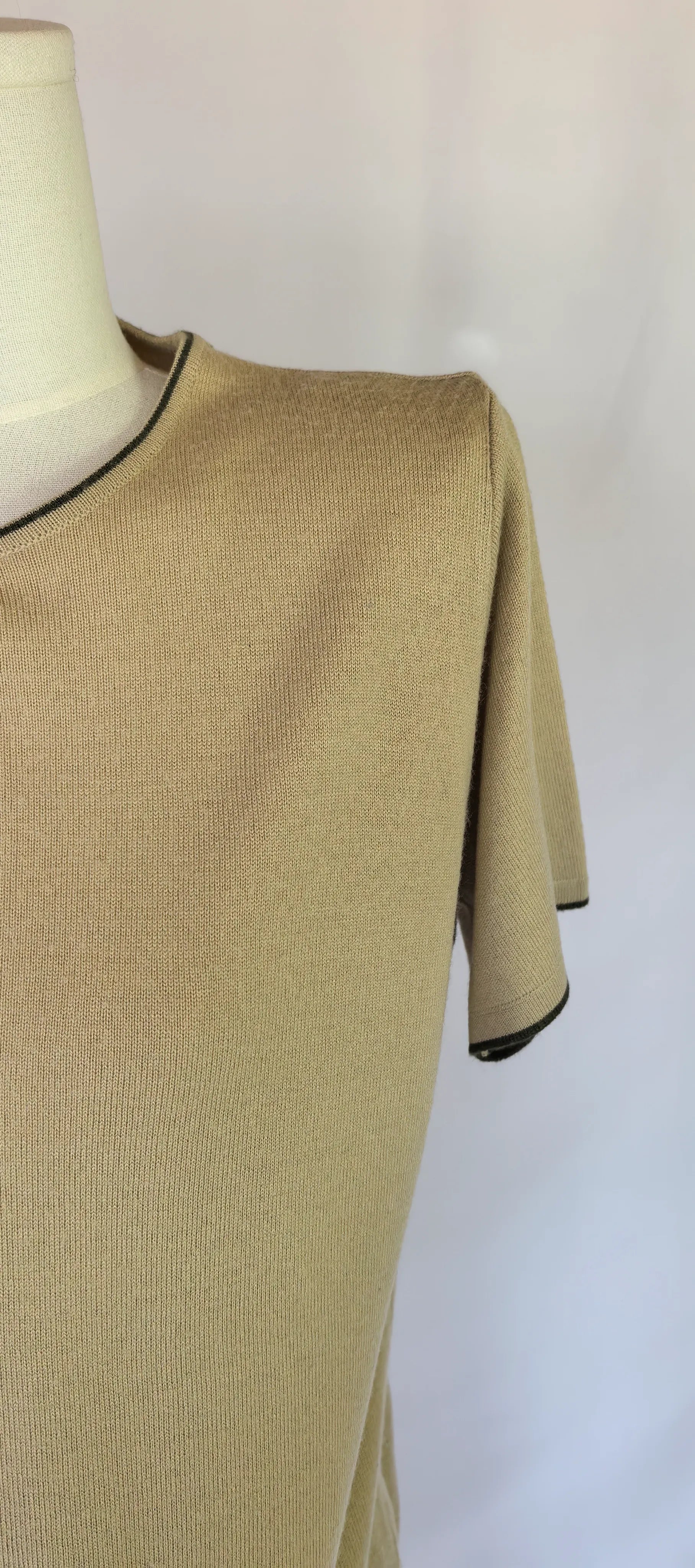 Tricou din blend merinos fin