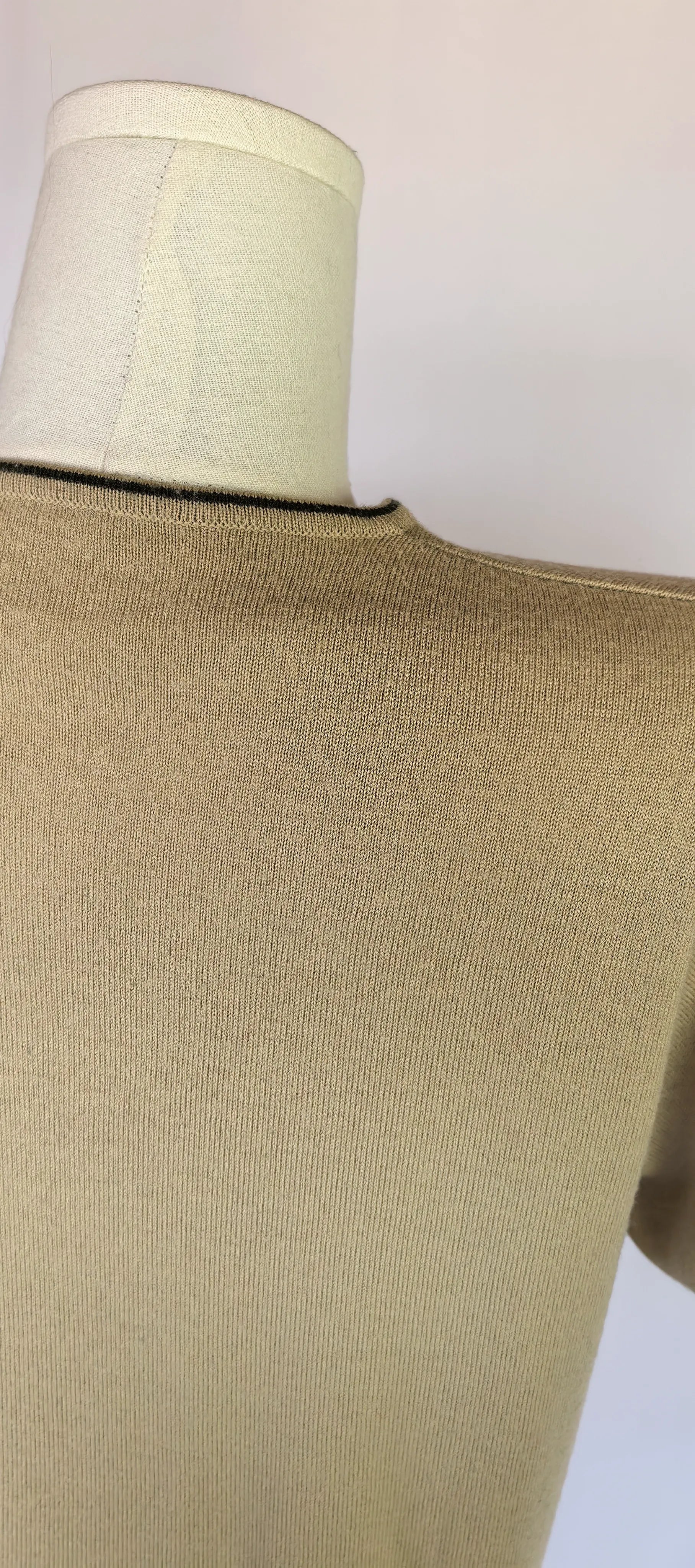 Tricou din blend merinos fin