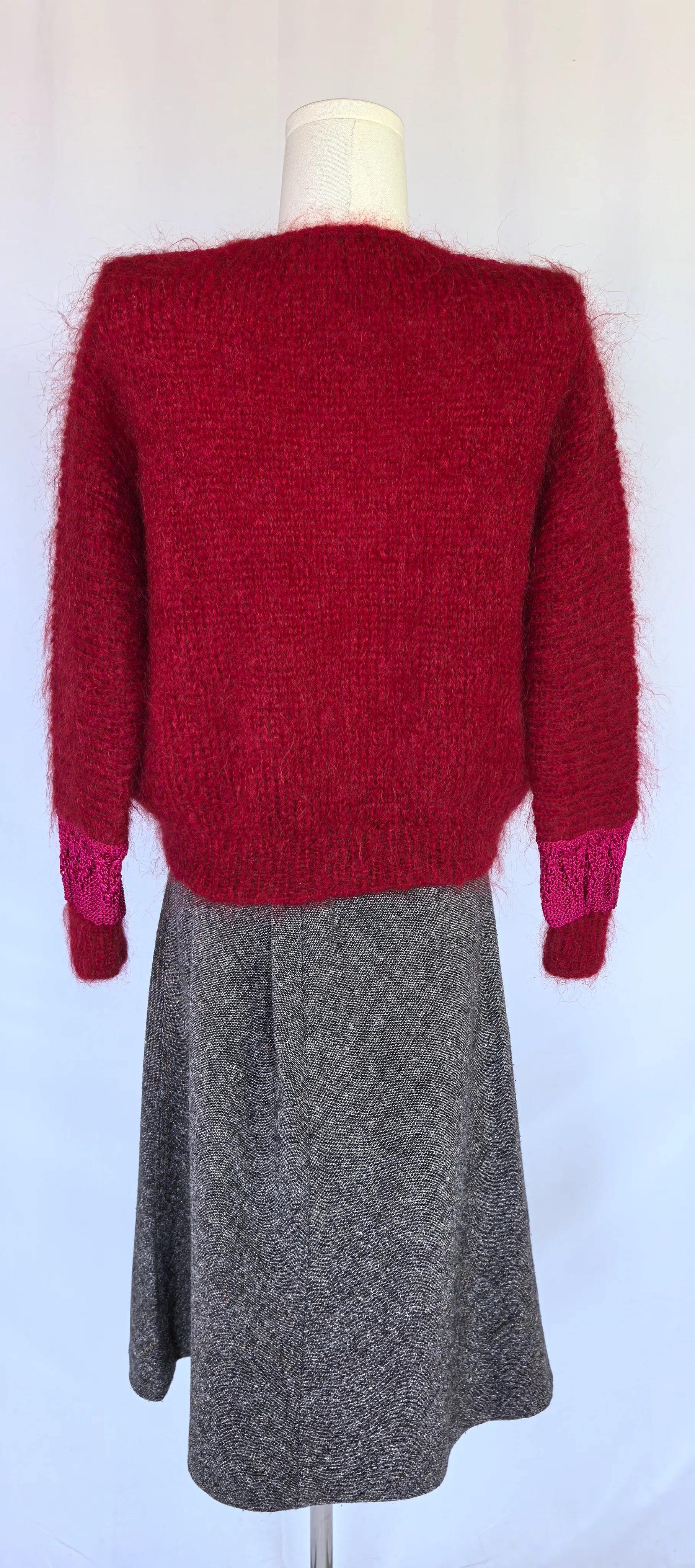 Pulover tricotat handmade din lana si mohair