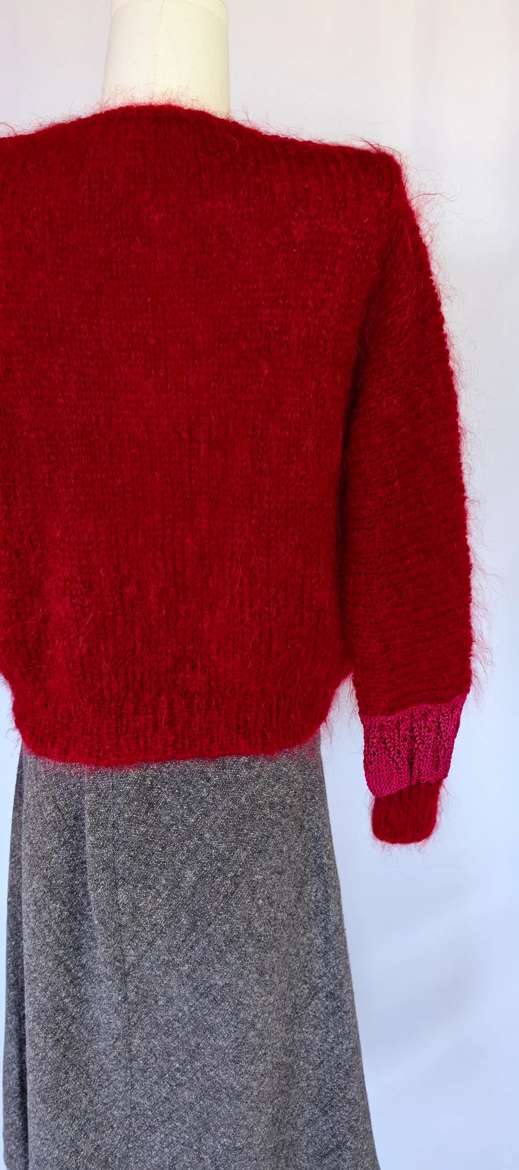 Pulover tricotat handmade din lana si mohair