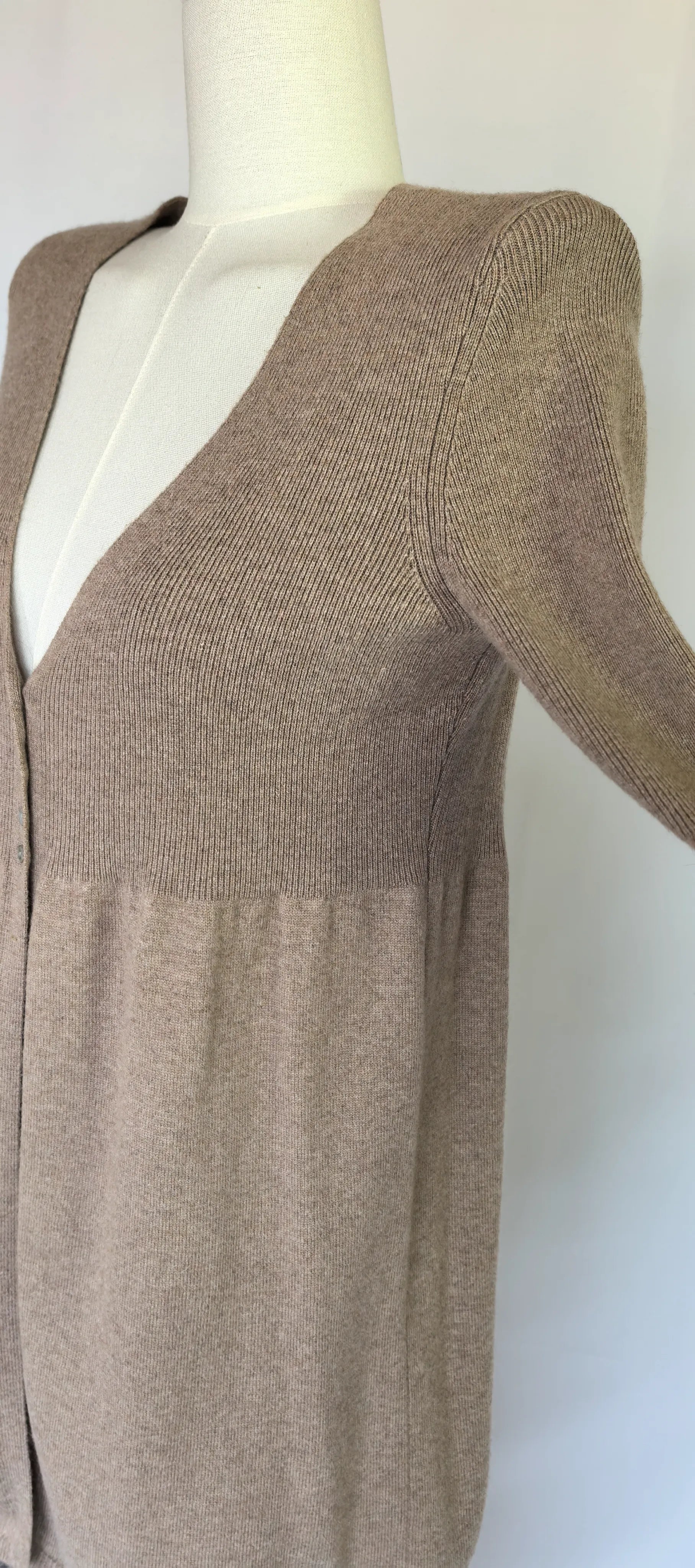 Cardigan lung din blend lana si casmir - Madeleine