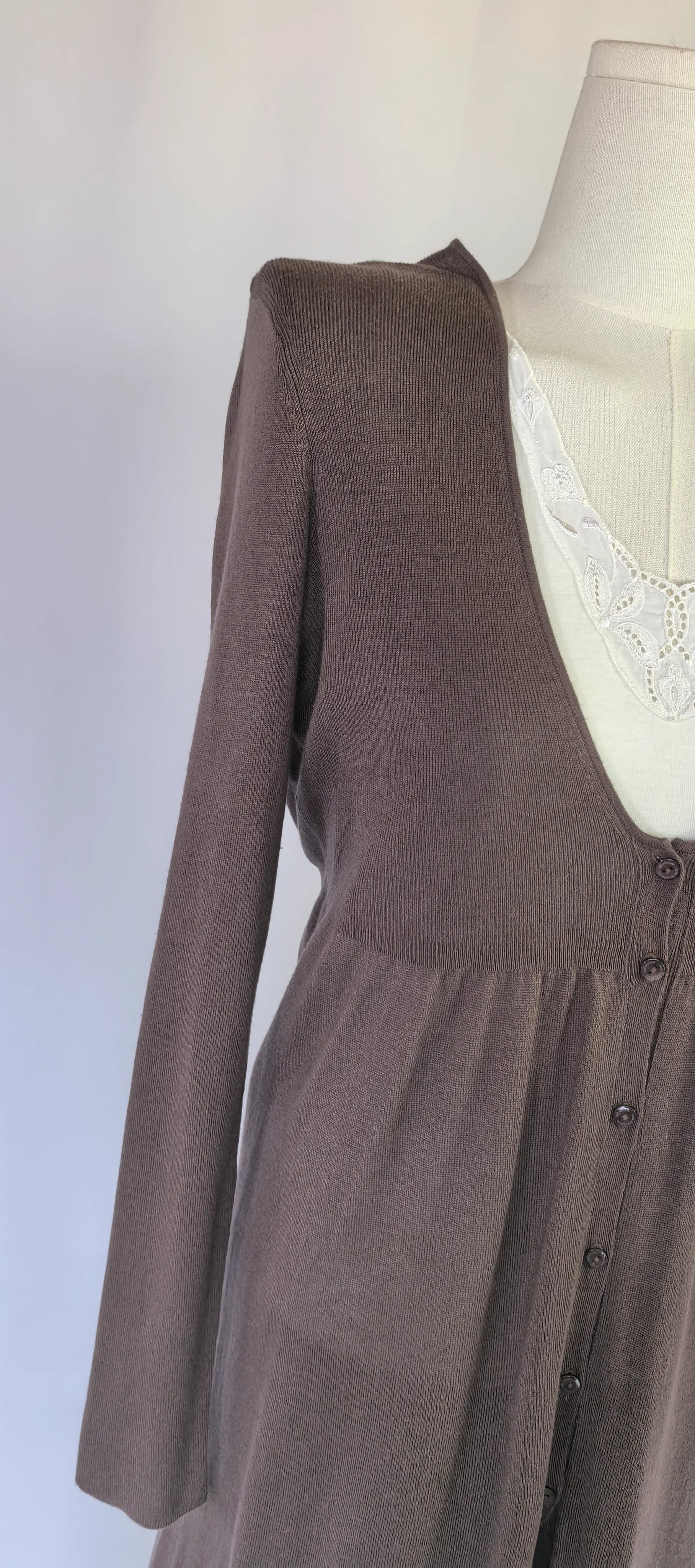 Cardigan lung din matase tricotata