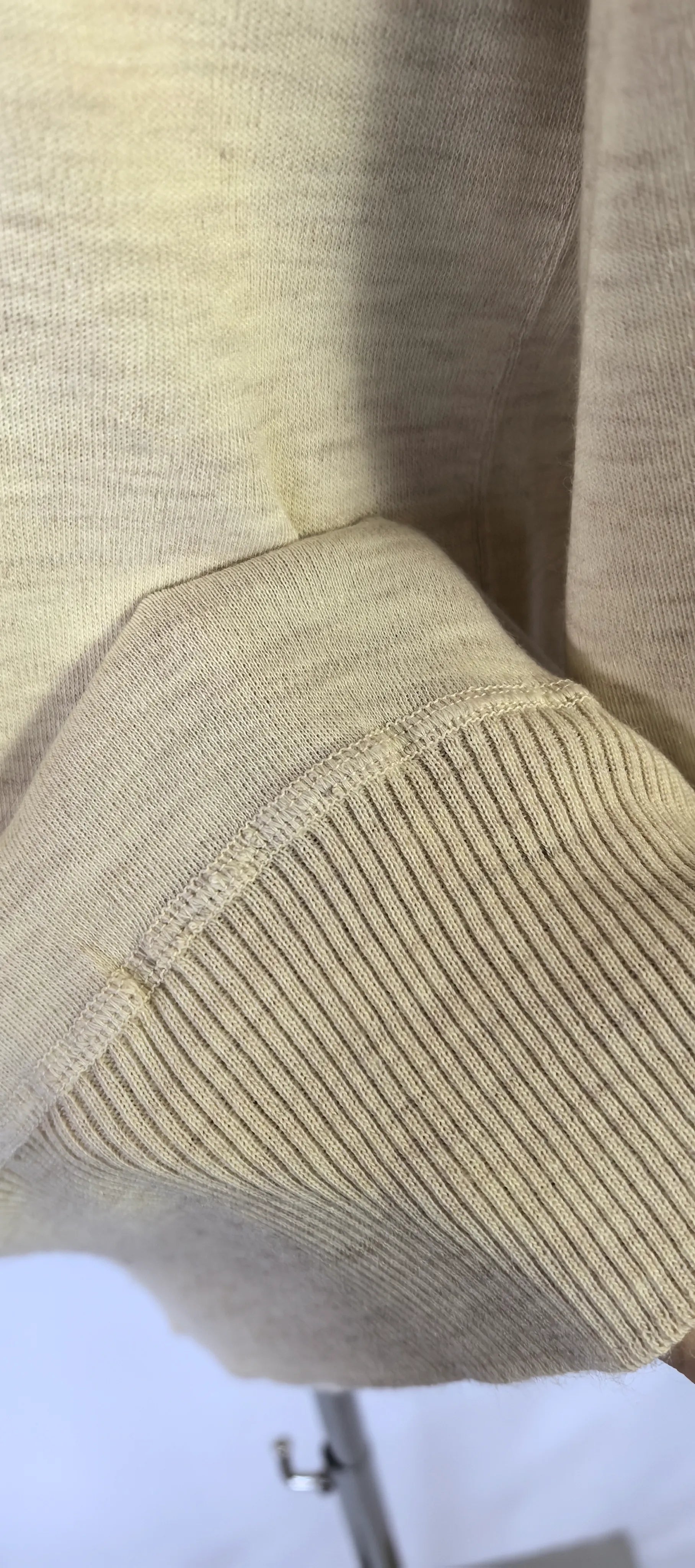 Bluza prim strat din lana