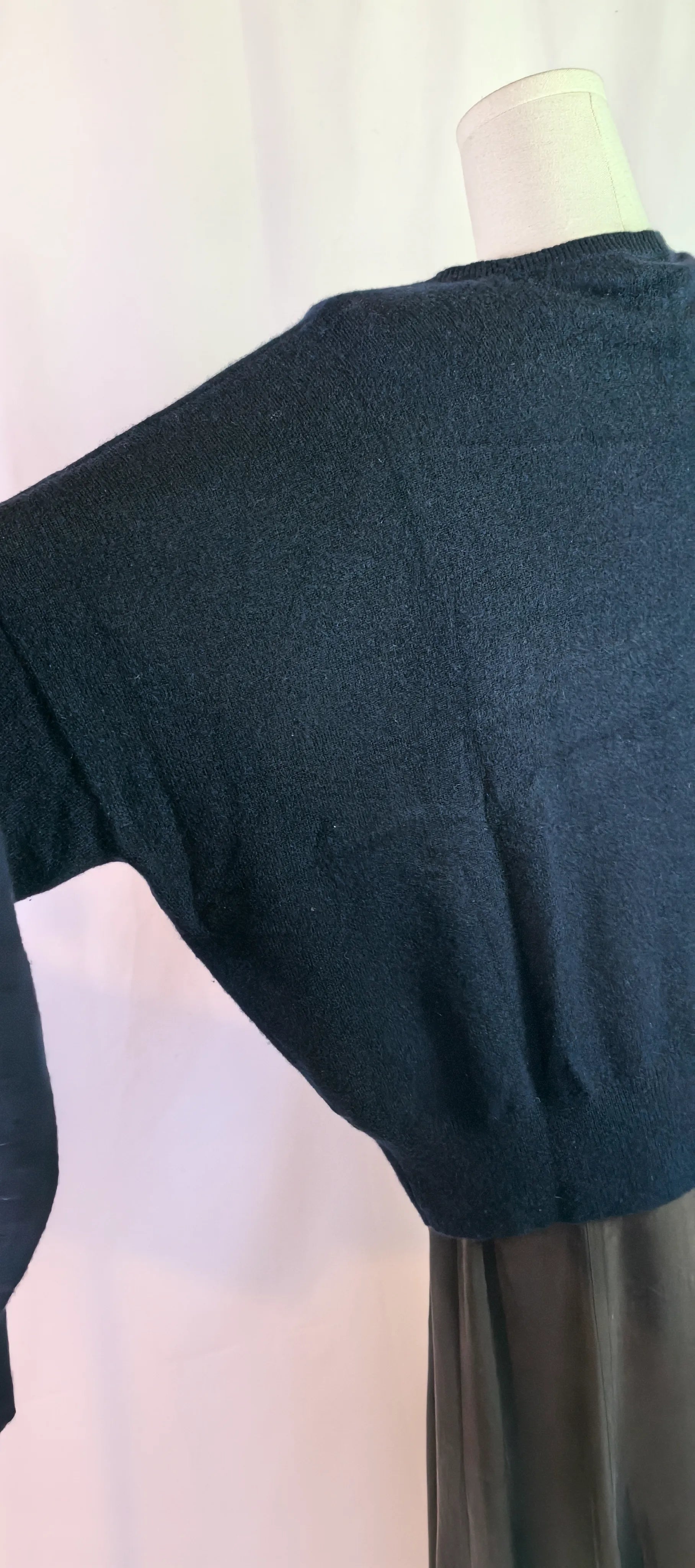 Pulover din casmir cu maneci fluture - Nill Lotan