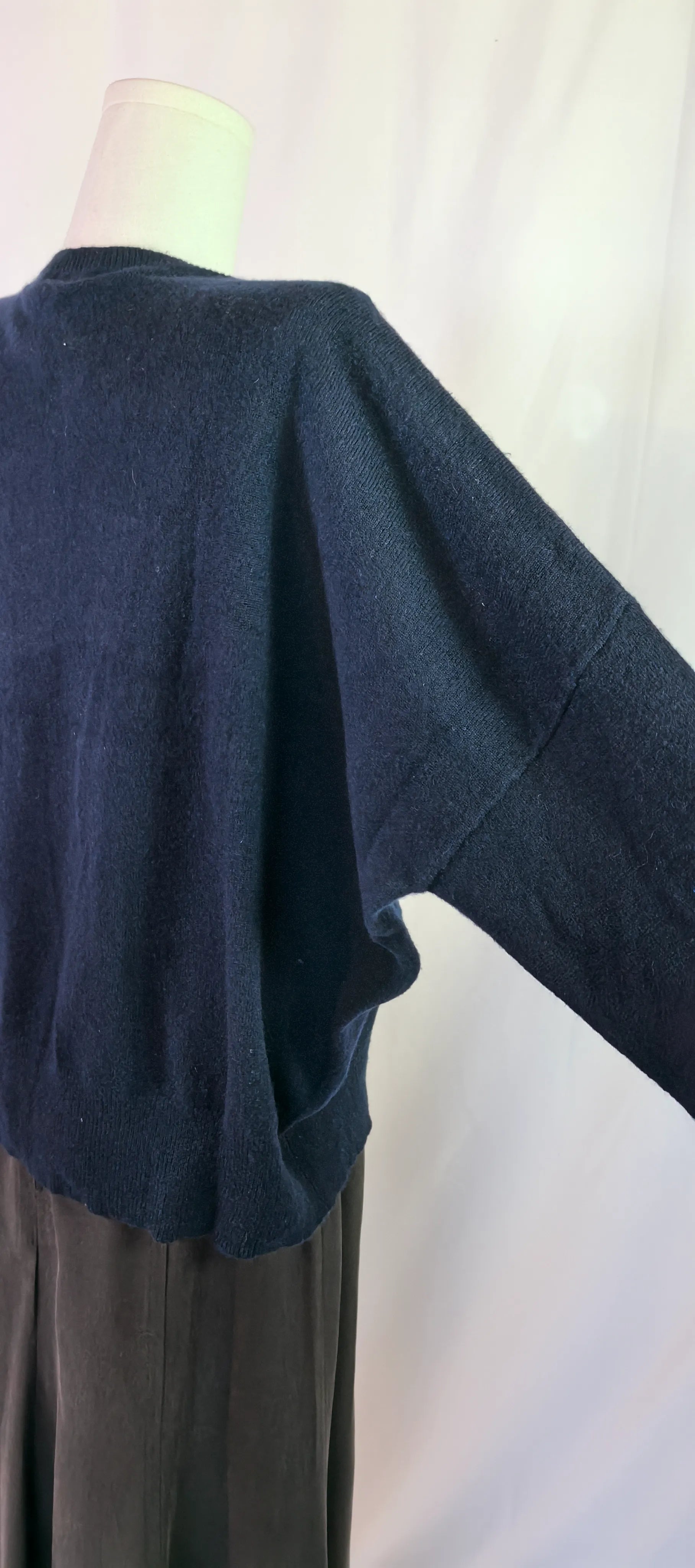 Pulover din casmir cu maneci fluture - Nill Lotan