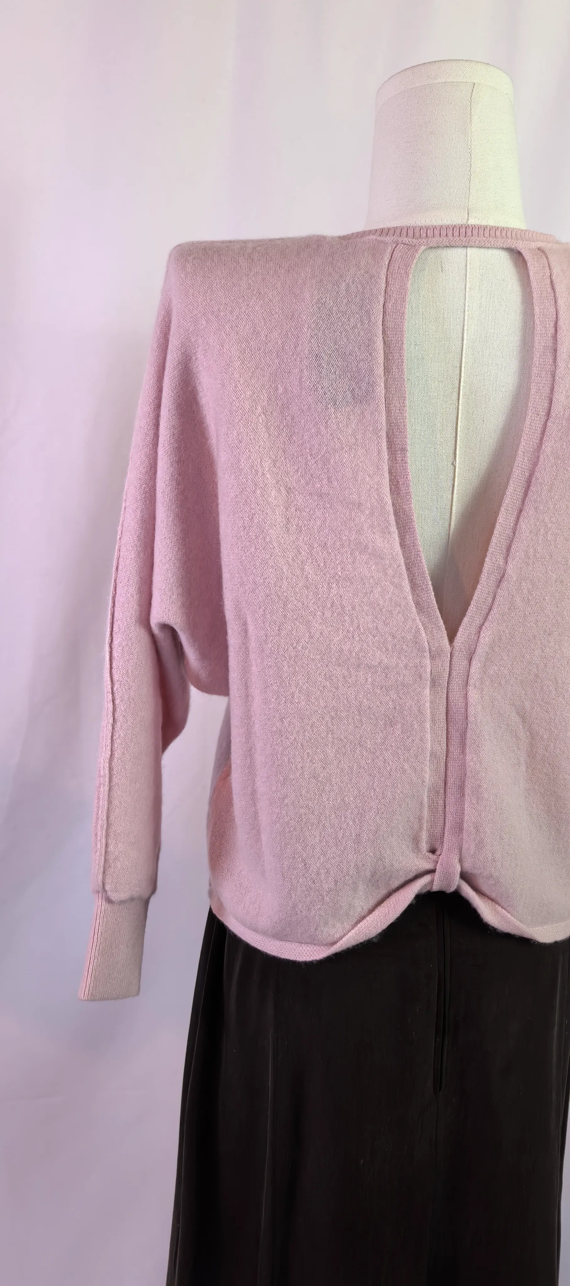 Pulover din casmir cu spatele gol  - Pilcro