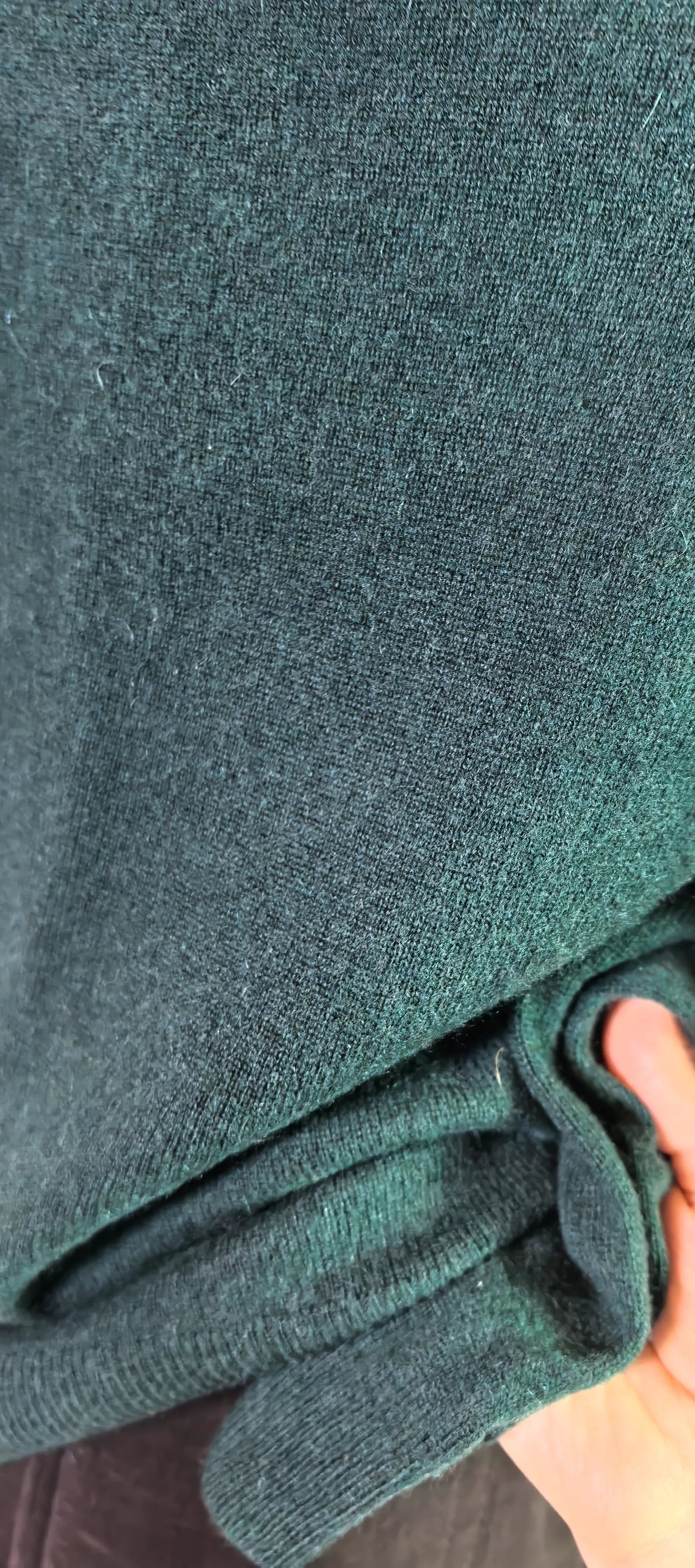 Pulover din casmir cu nasturi - C by Bloomingdales