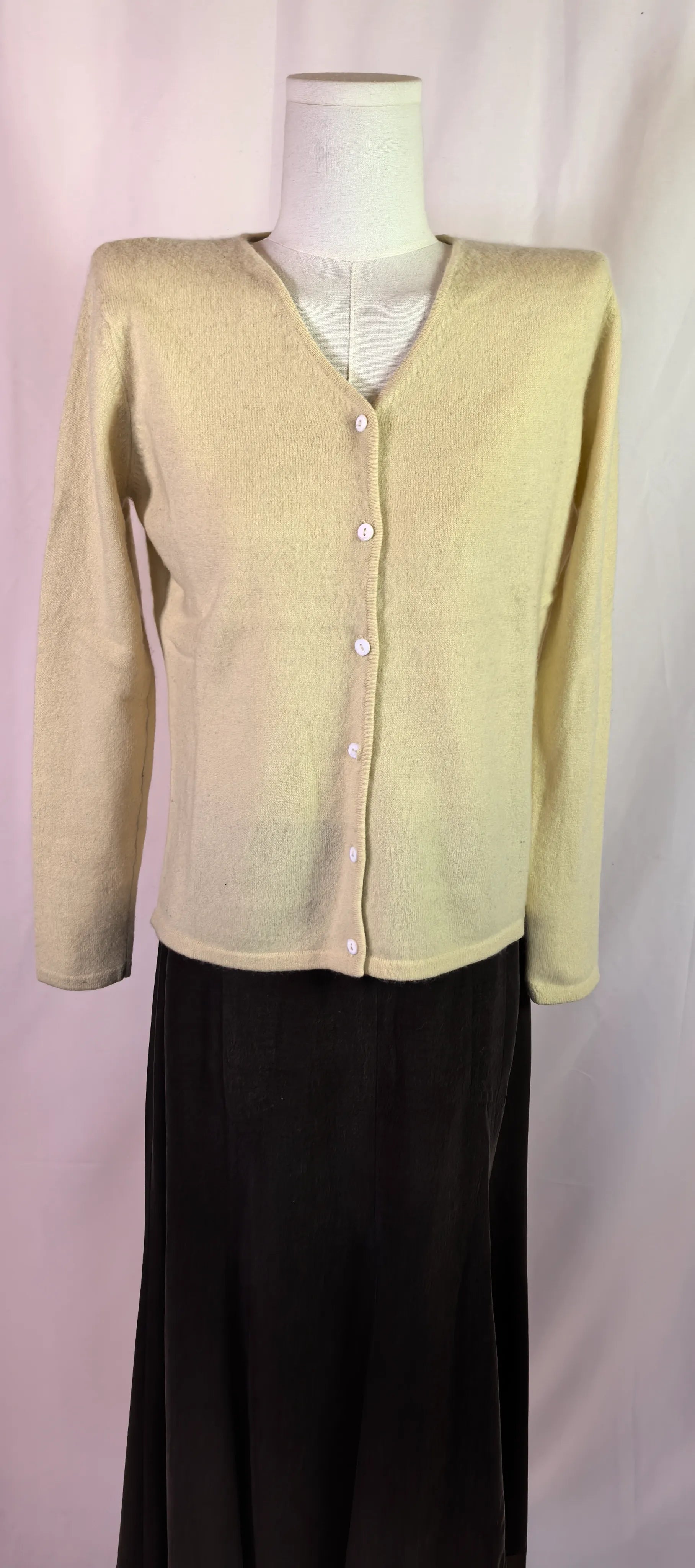 Pulover din casmir cu nasturi - Lord & Taylor