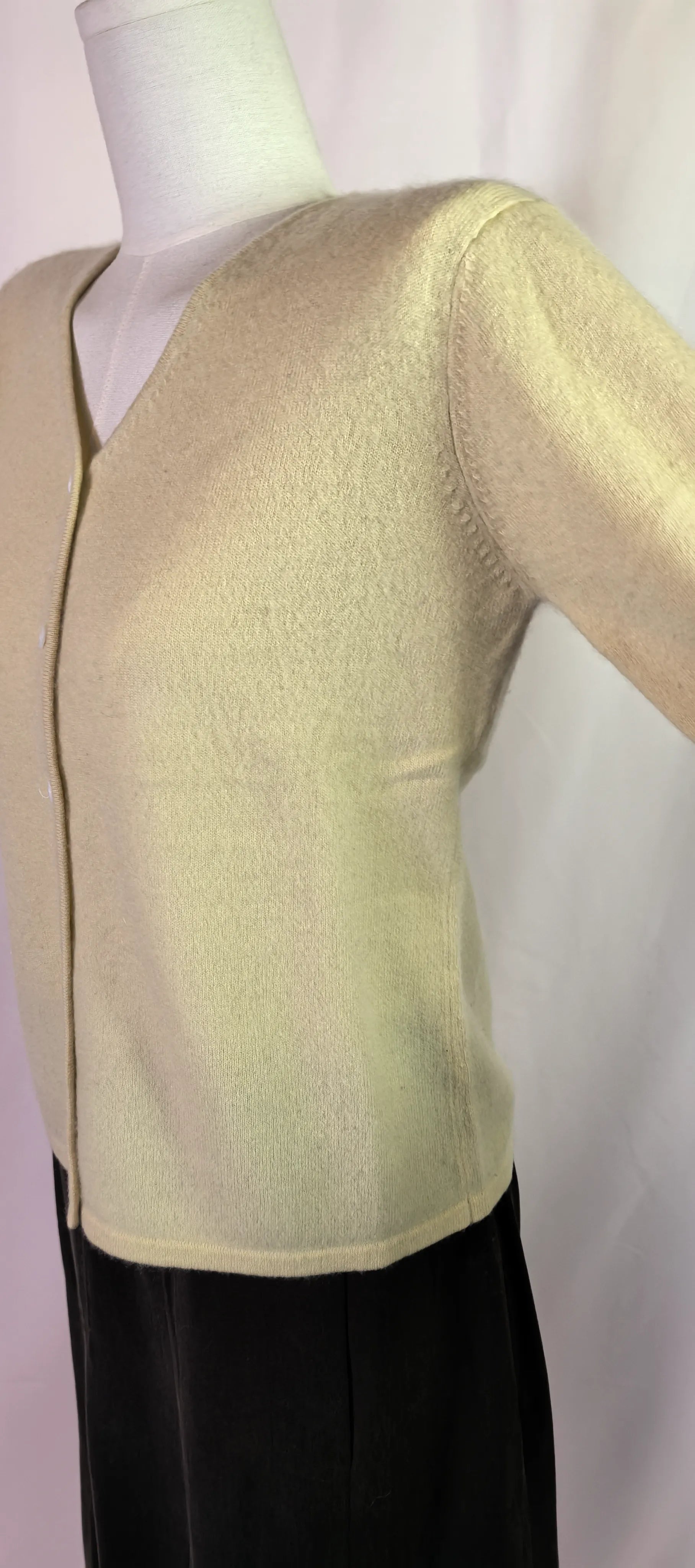 Pulover din casmir cu nasturi - Lord & Taylor