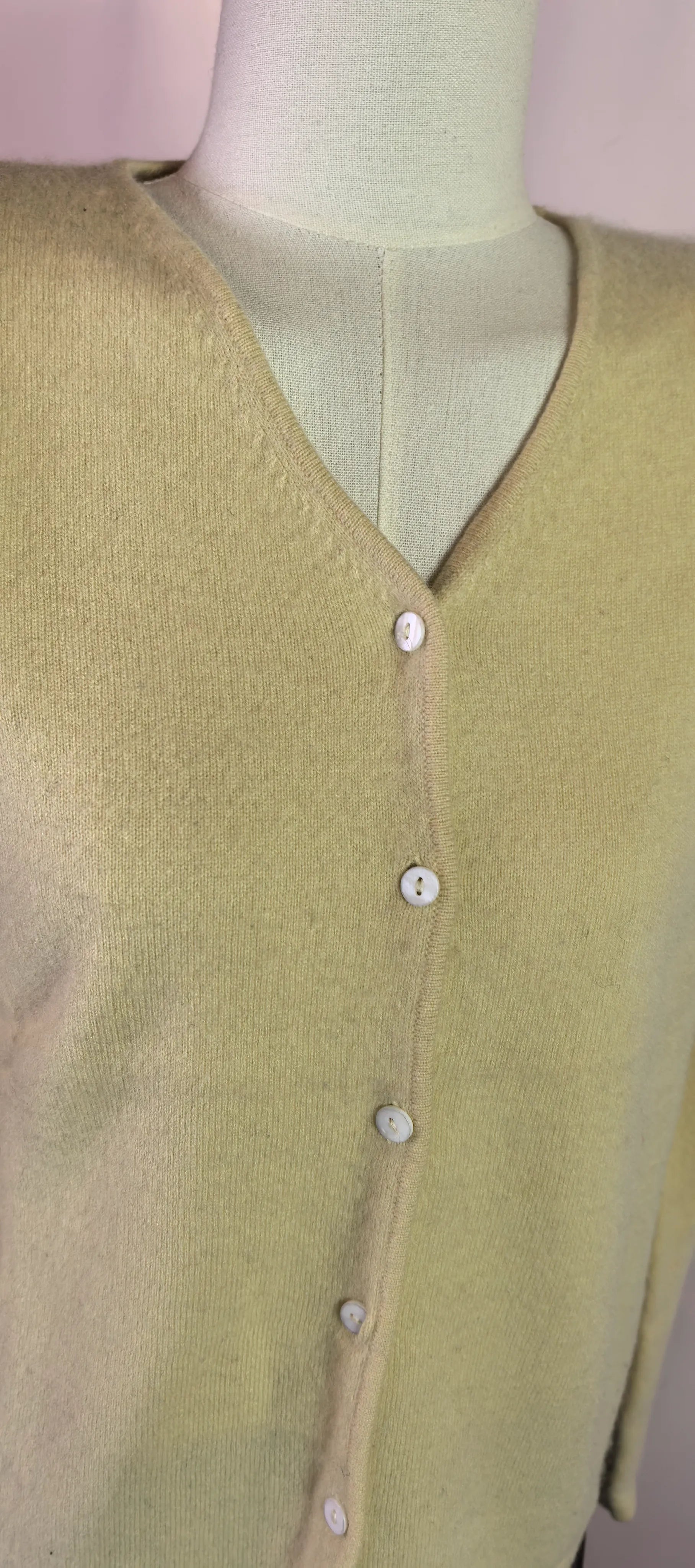 Pulover din casmir cu nasturi - Lord & Taylor