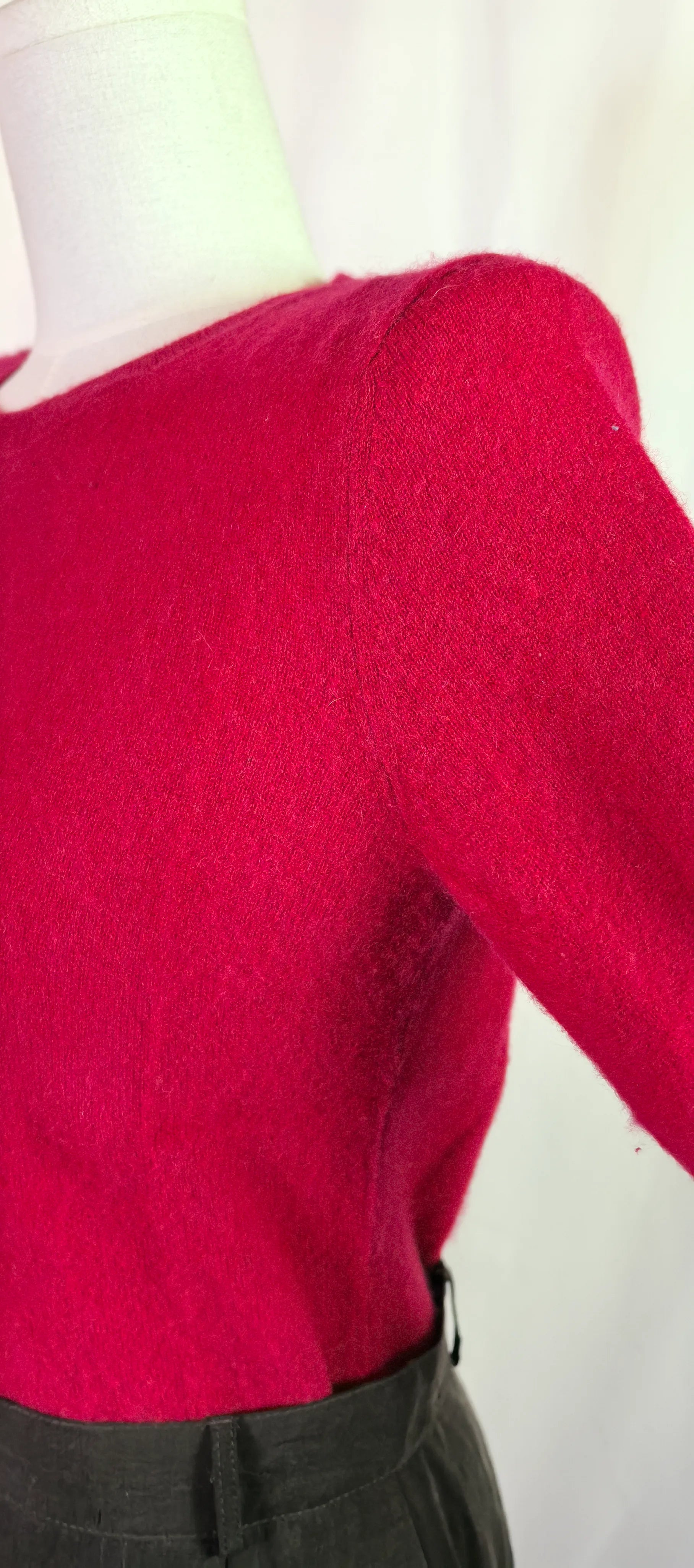 Pulover din casmir - Tahari