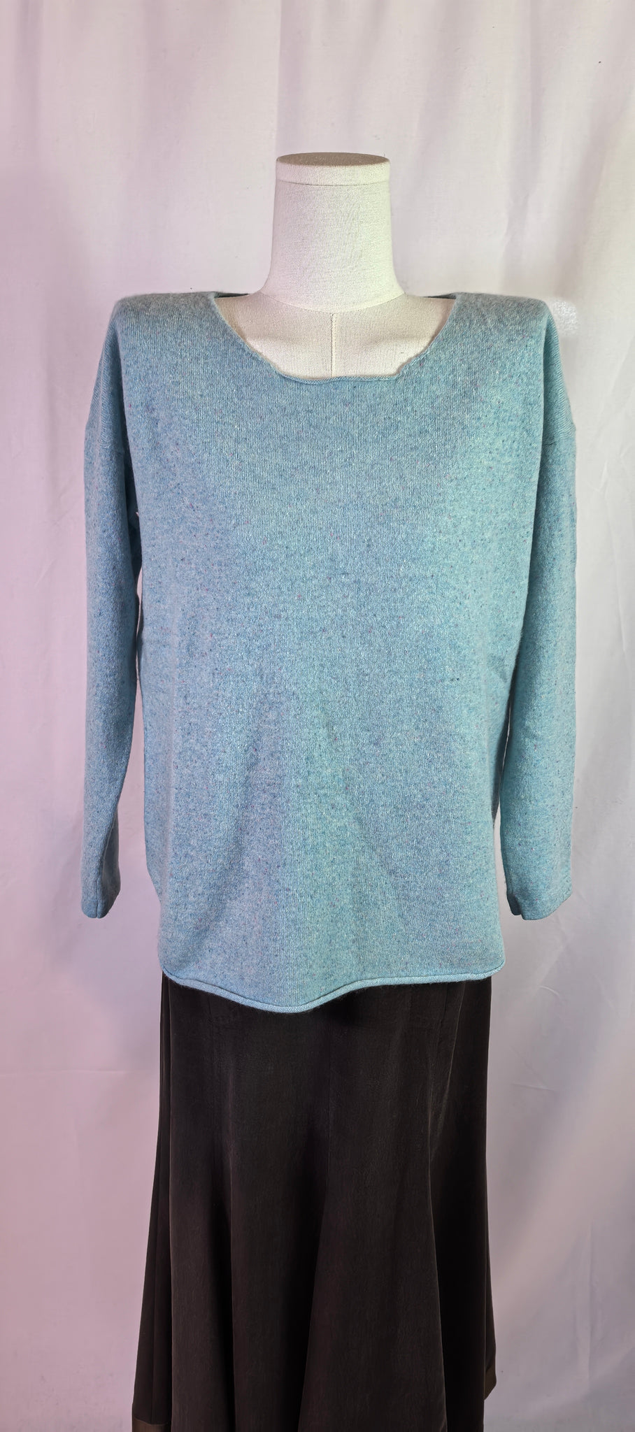 Pulover  din casmir cu nasturi la spate - Boden