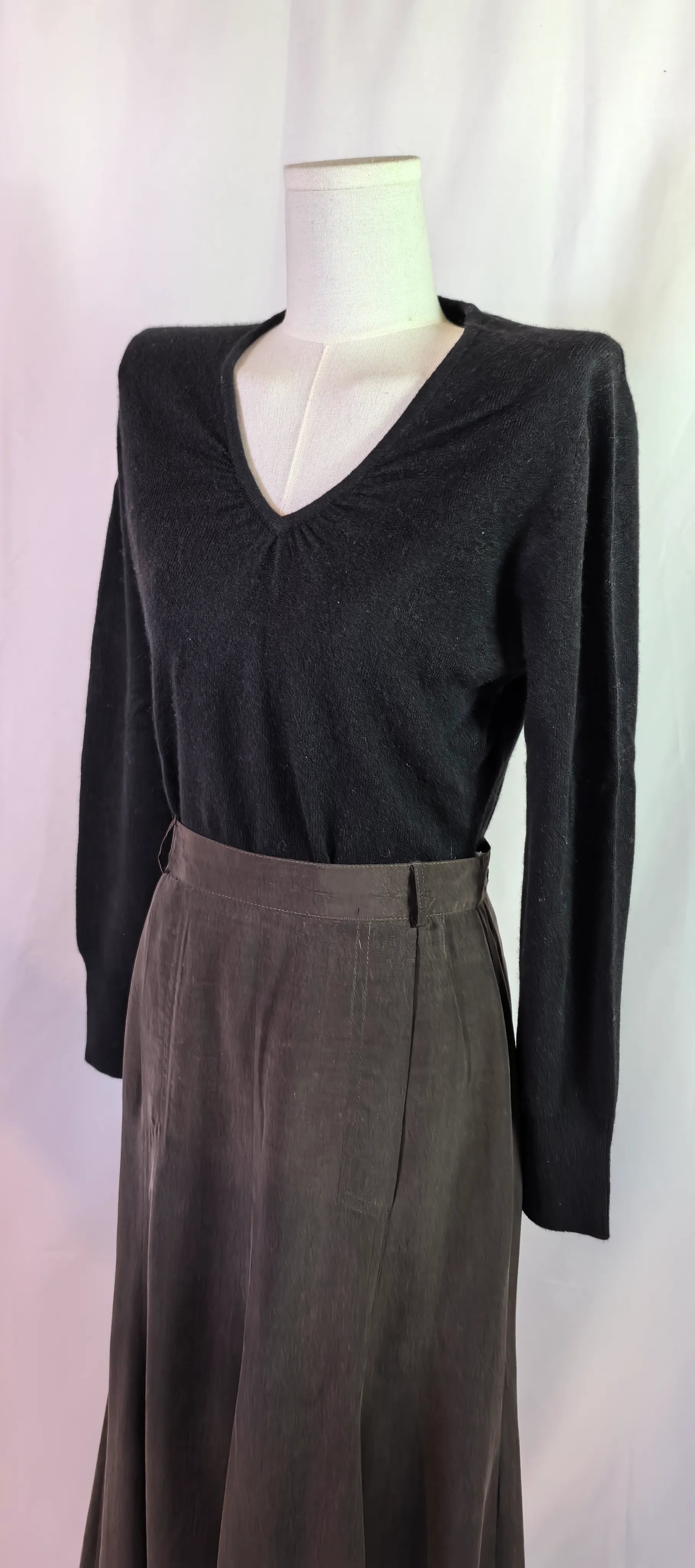 Pulover V-neck din casmir - Apt.9