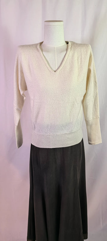 Pulover din casmir cu  maneca fluture