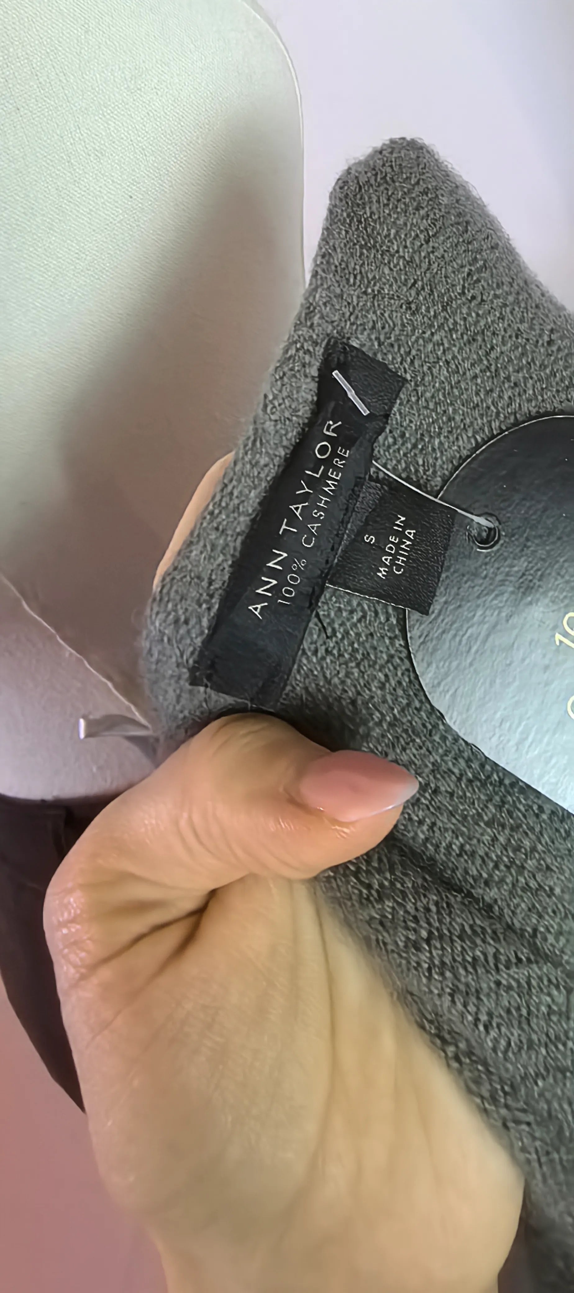 Pulover lung din casmir - Ann Taylor