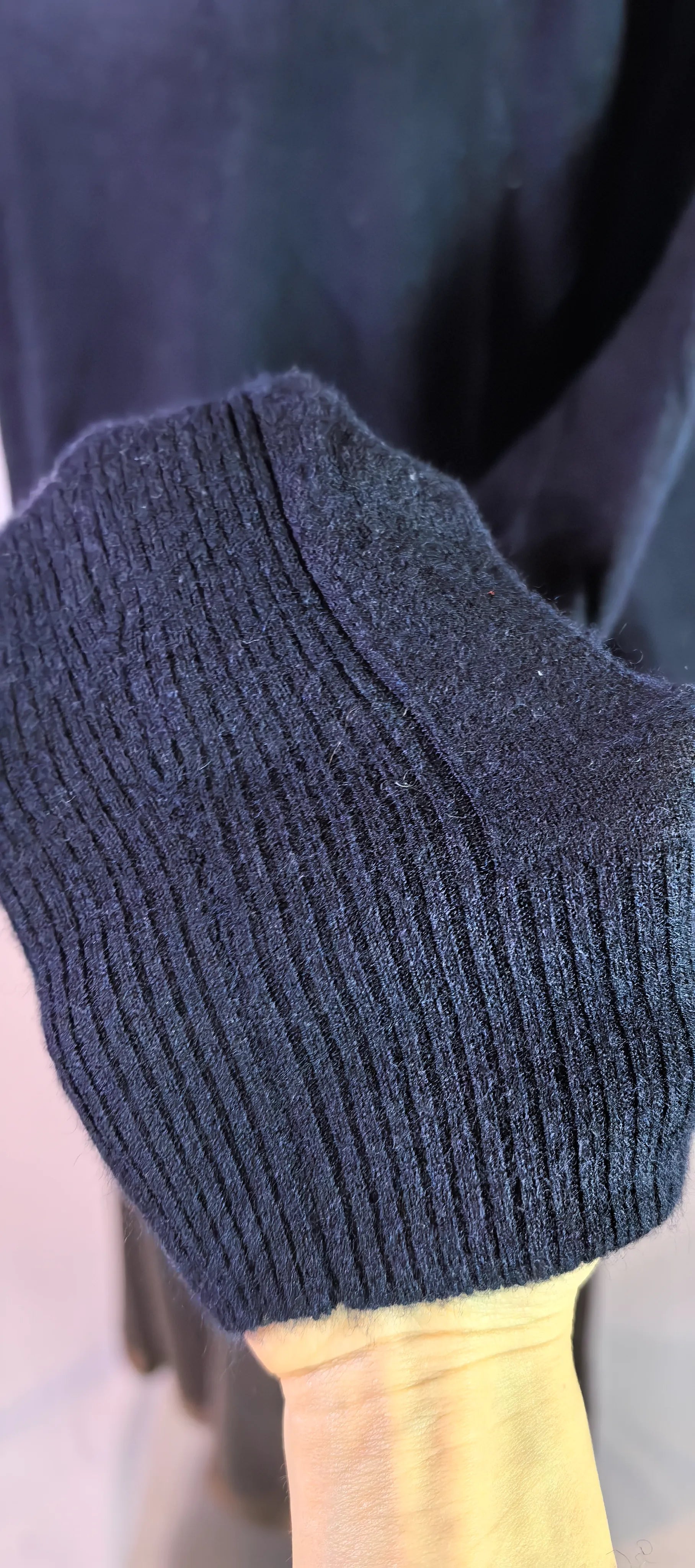 Pulover cu maneci fluture - Vince