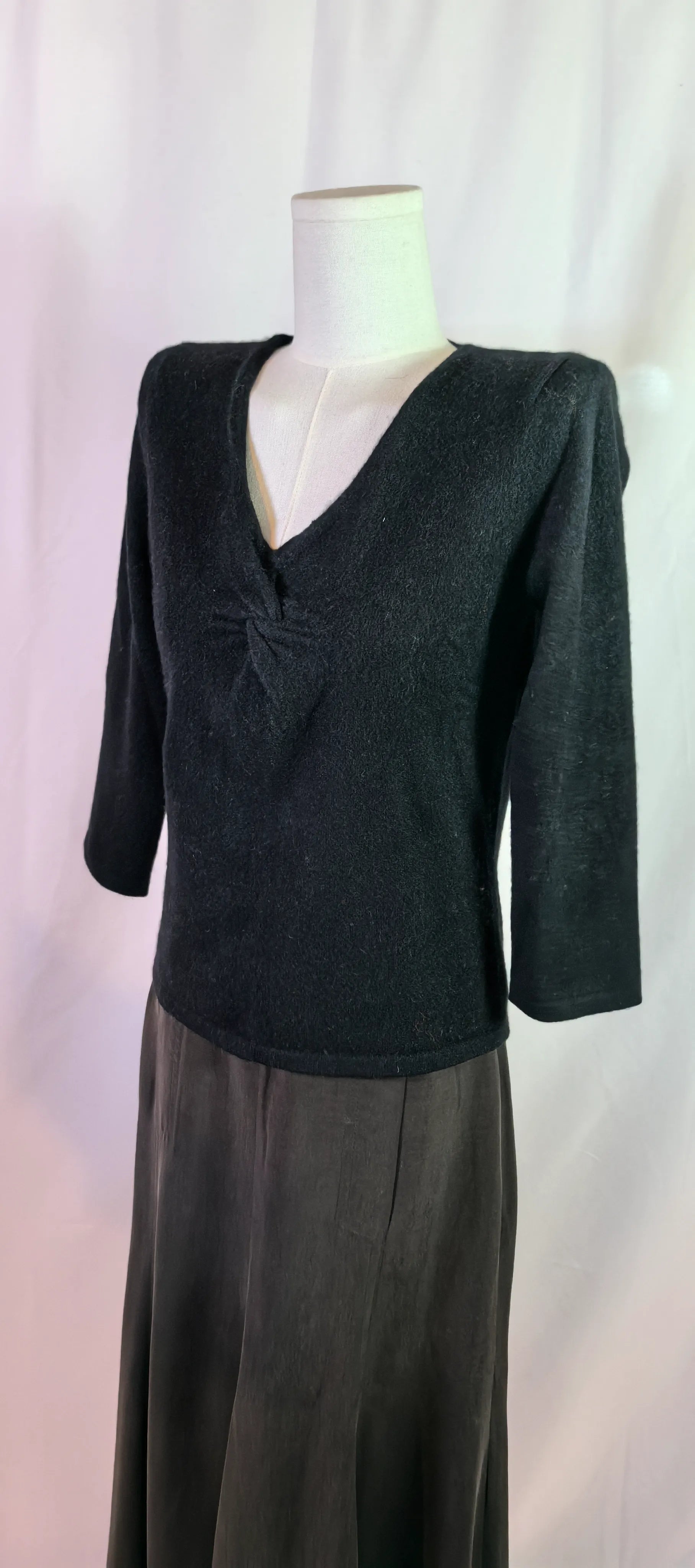 Pulover cu maneci 3/4 din casmir - Context