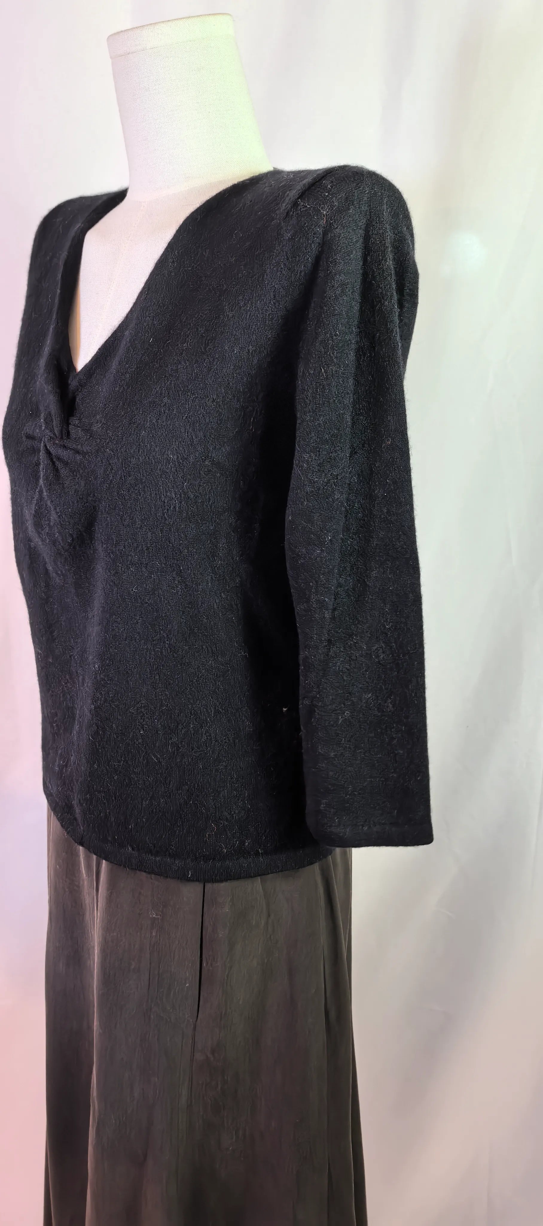 Pulover cu maneci 3/4 din casmir - Context