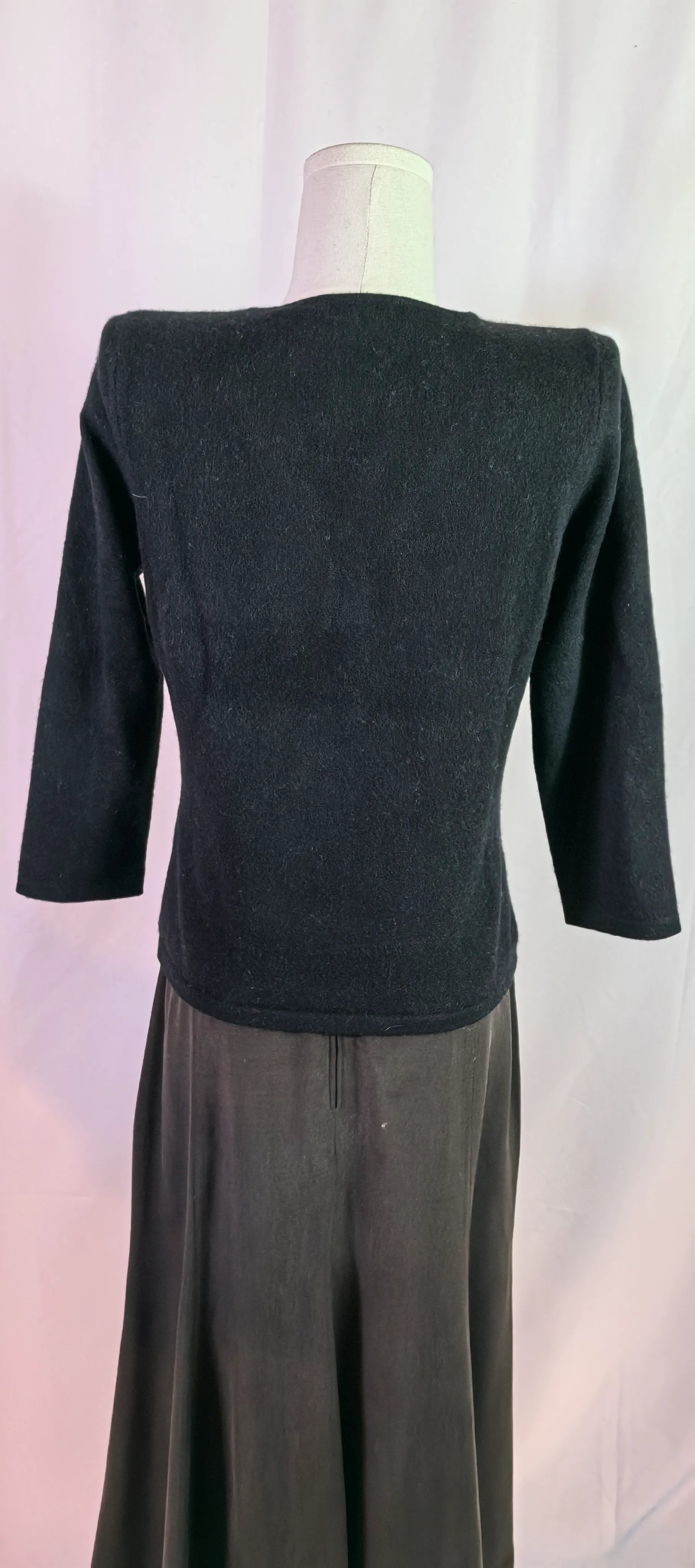 Pulover cu maneci 3/4 din casmir - Context