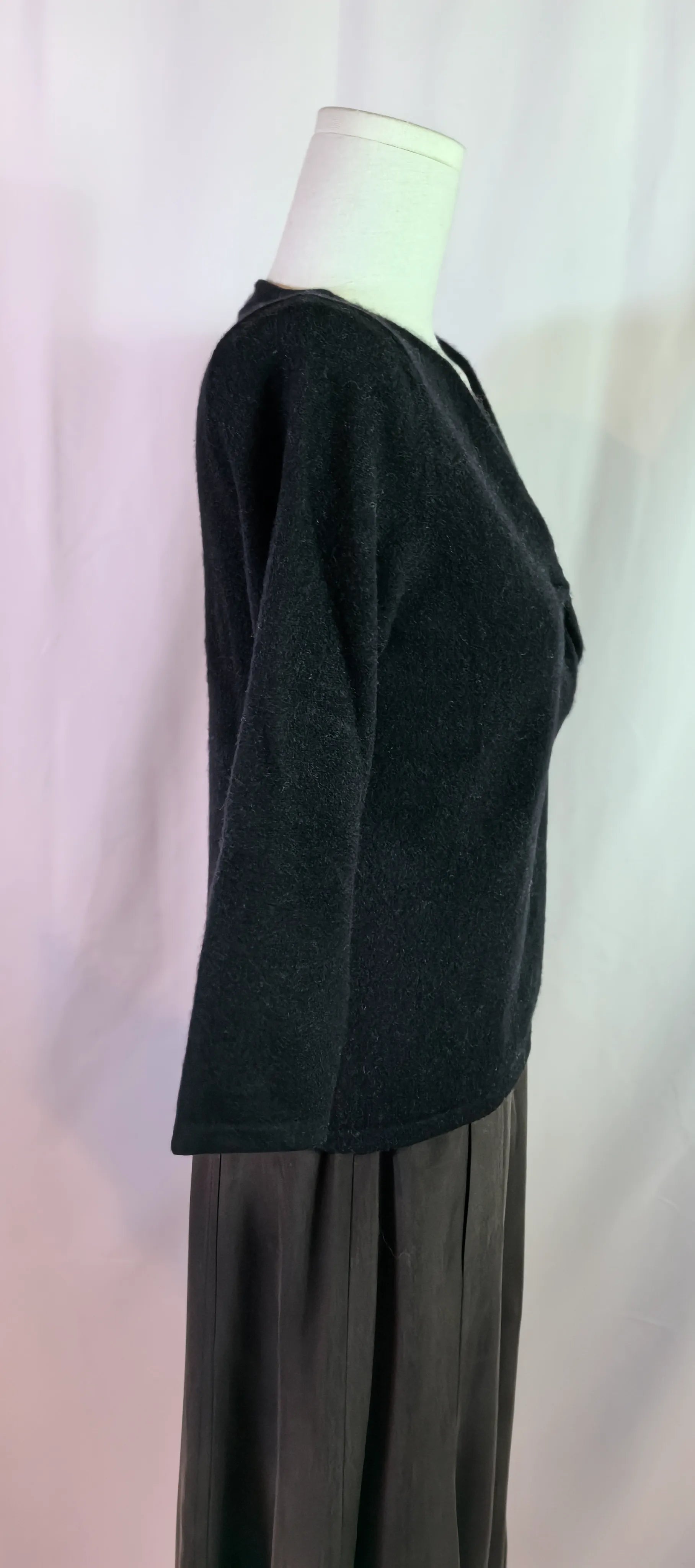 Pulover cu maneci 3/4 din casmir - Context