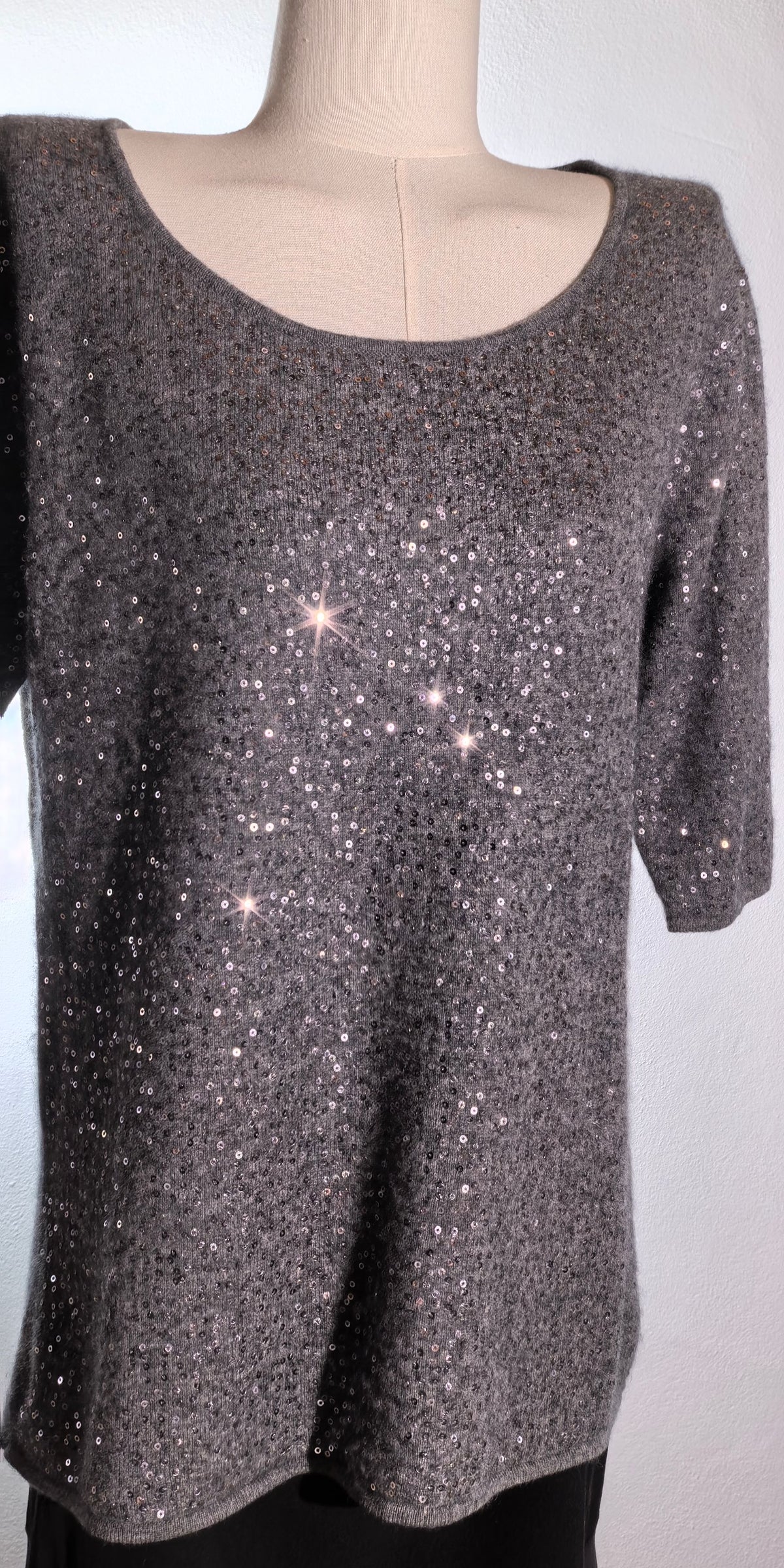 Bluza cu maneca scurta si paiete  din casmir - Neiman Marcus