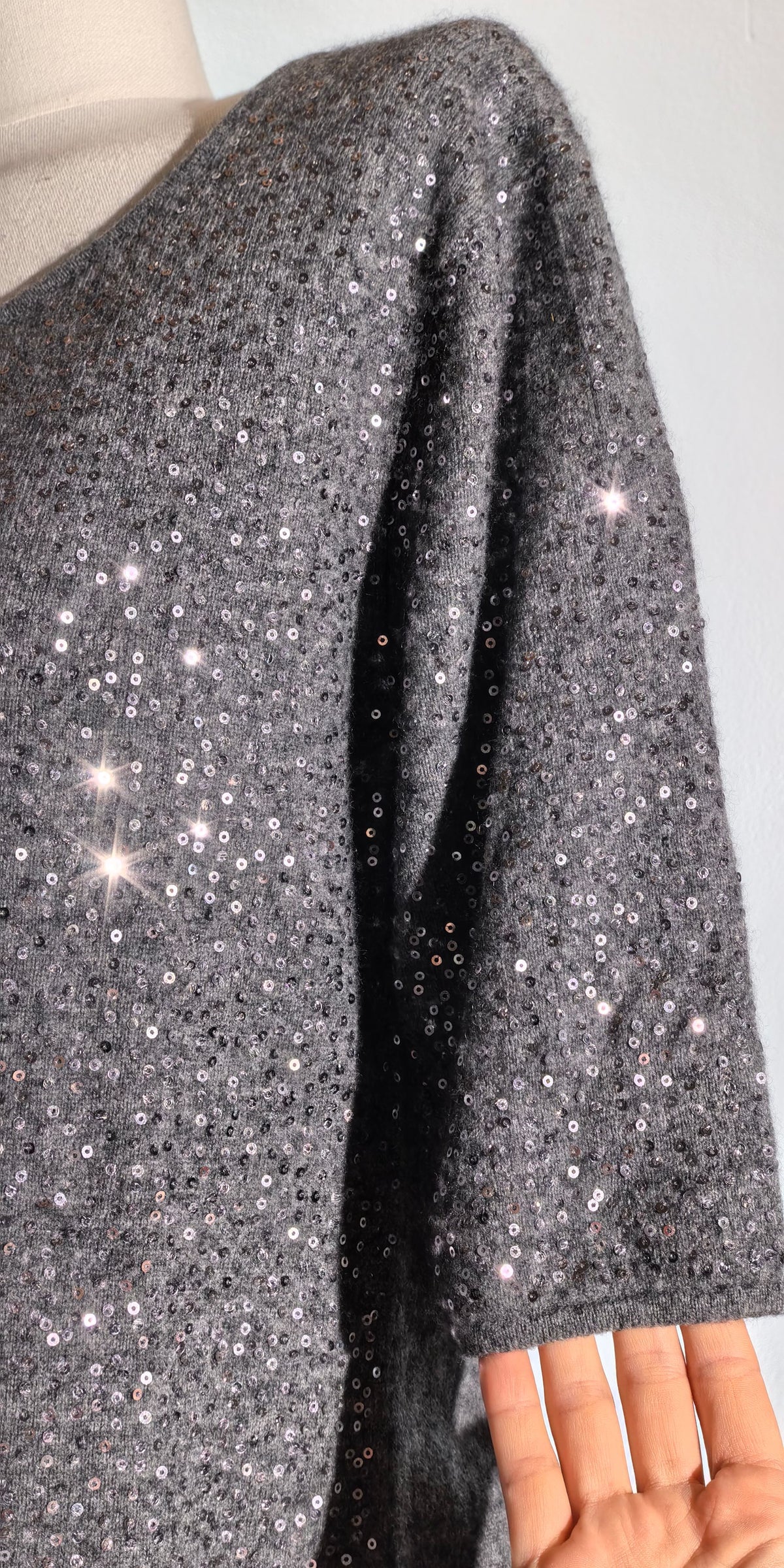 Bluza cu maneca scurta si paiete  din casmir - Neiman Marcus