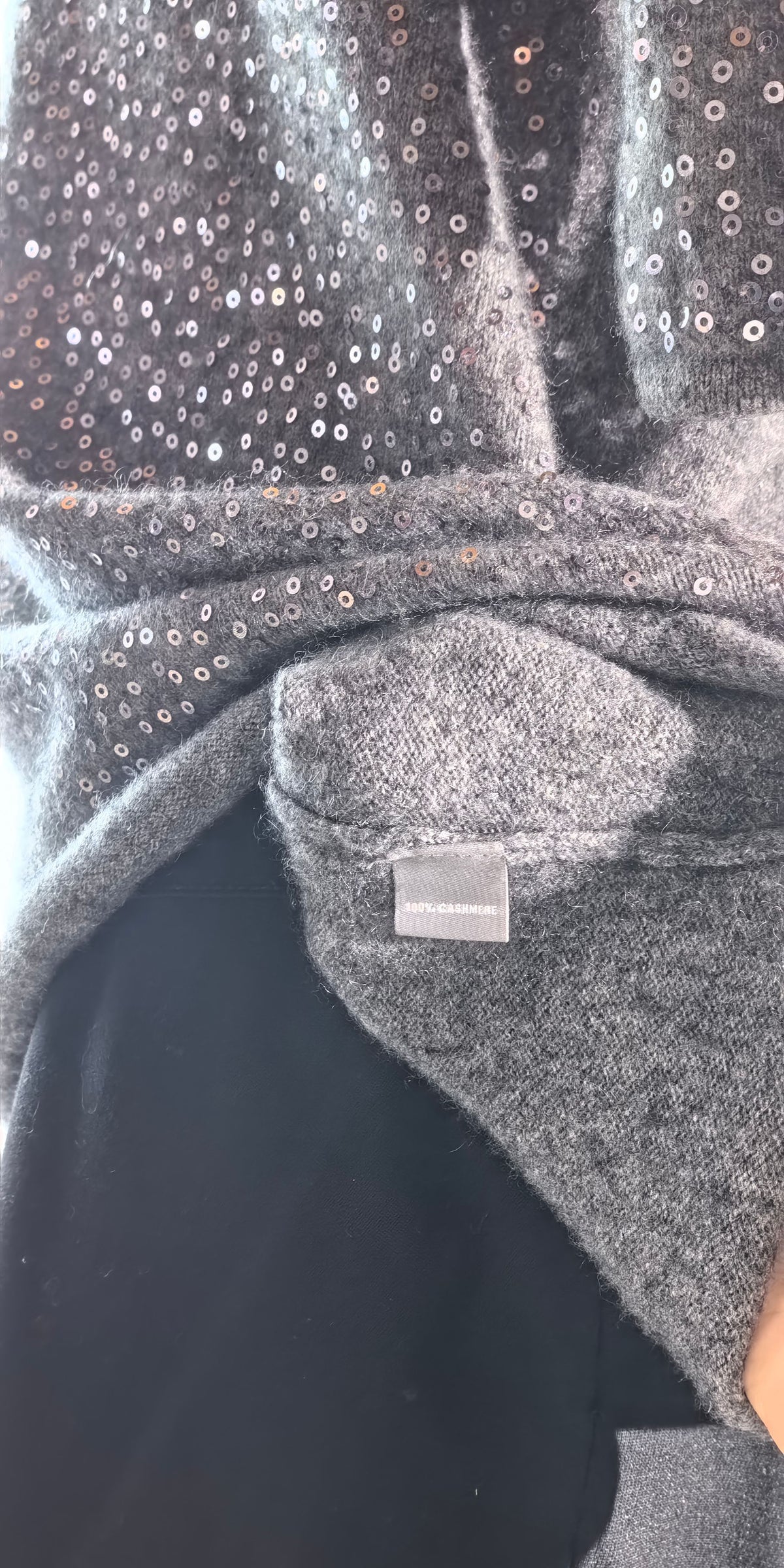 Bluza cu maneca scurta si paiete  din casmir - Neiman Marcus