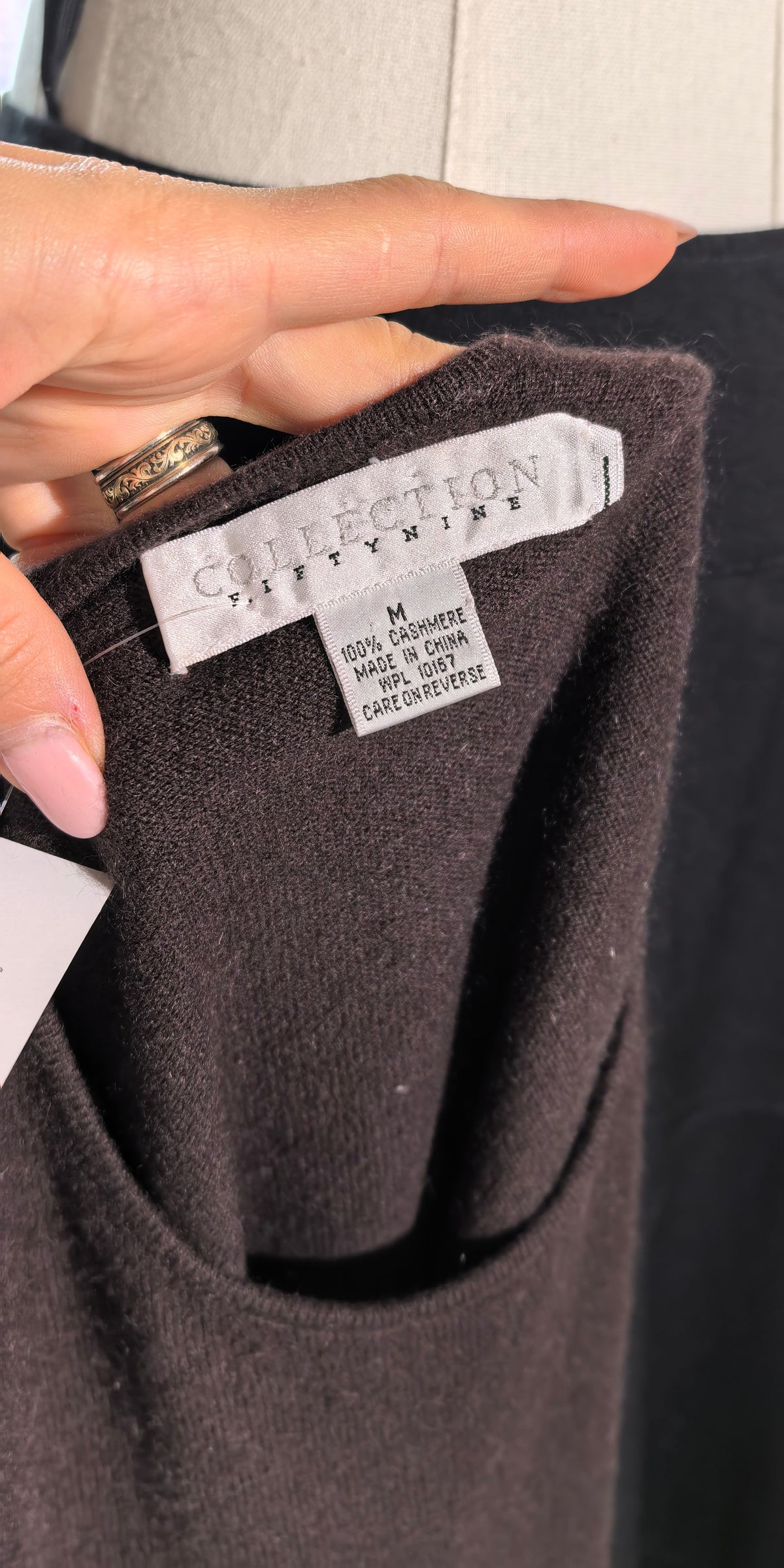 Bluza fara maneci din casmir - Fiftynine