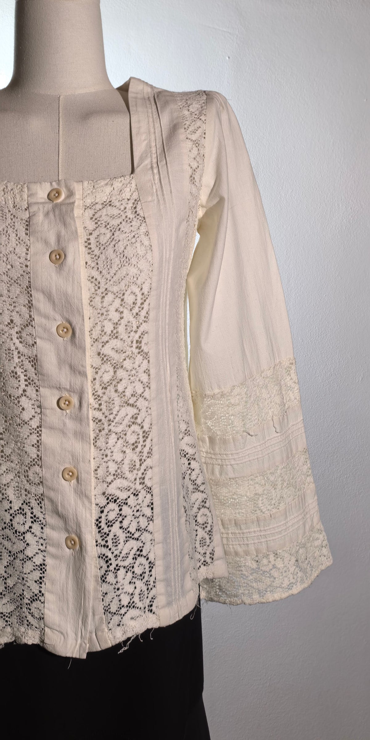 Camasa vintage din panza plina de bumbac cu broderie
