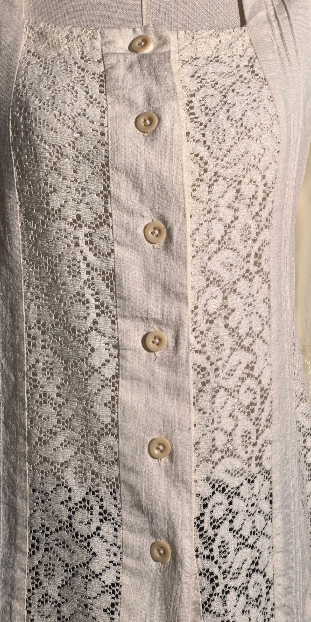 Camasa vintage din panza plina de bumbac cu broderie