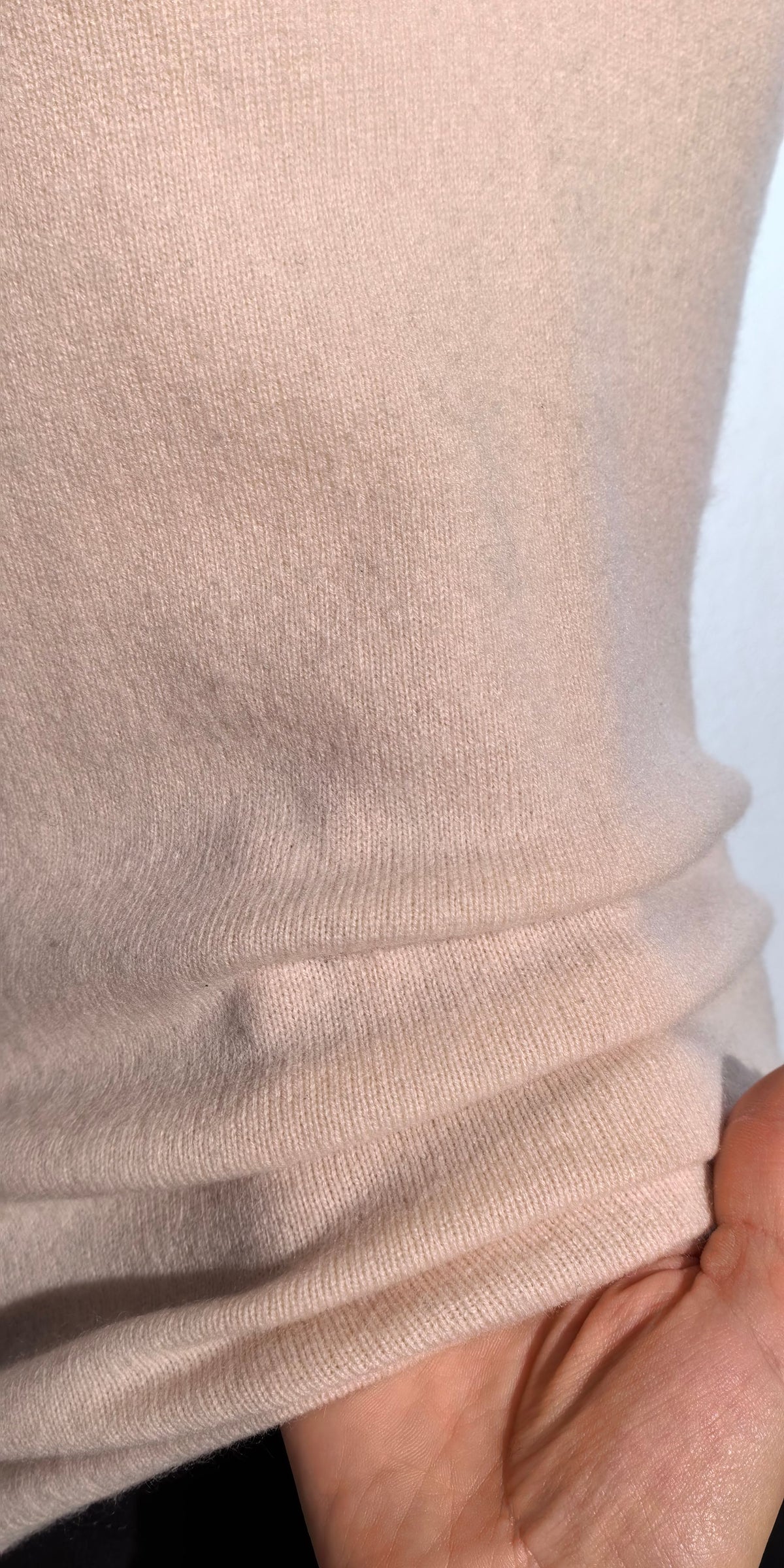 Bluza din casmir cu decoleteu "V" - Express Design