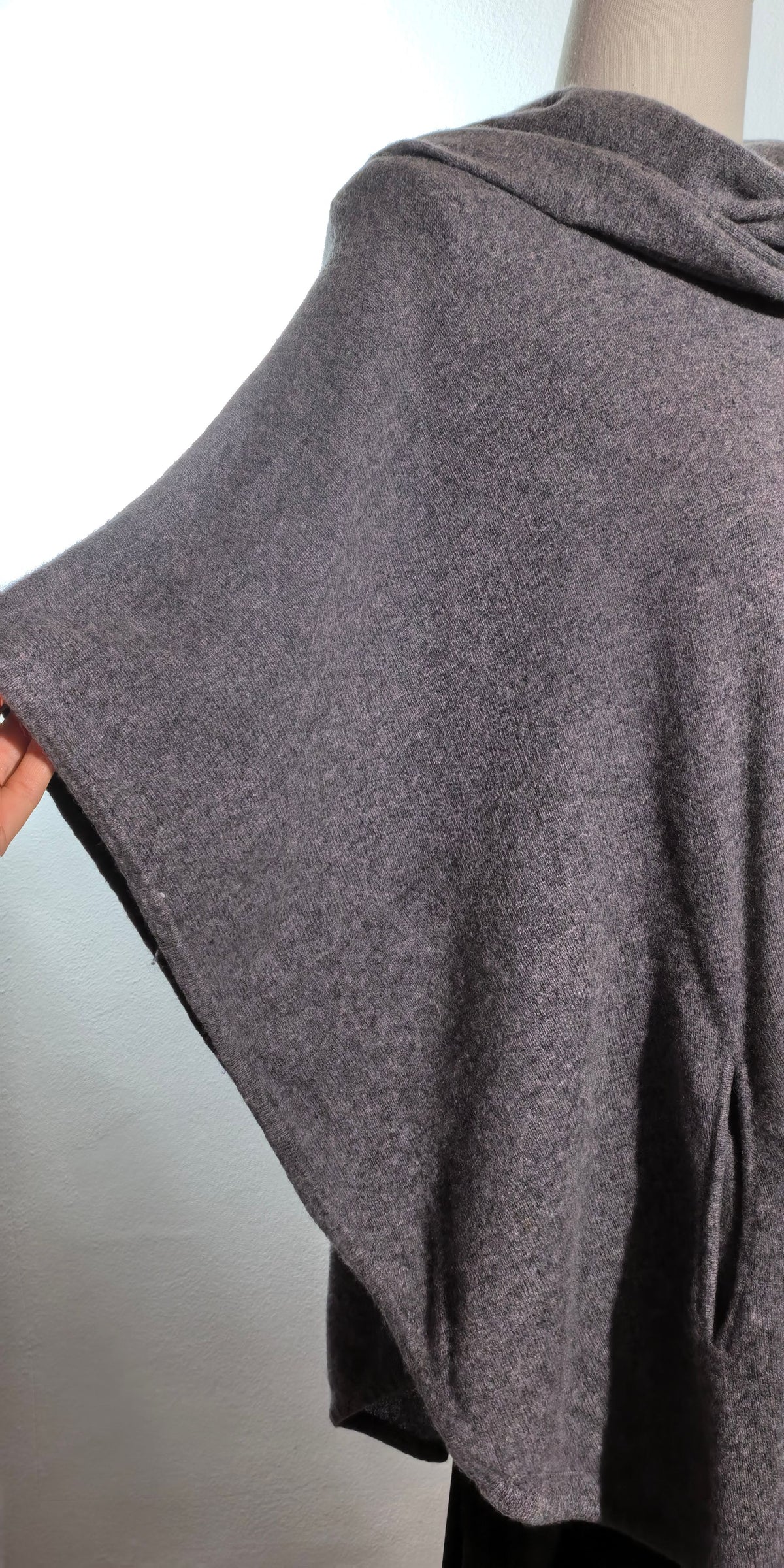 Bluza tip poncho din casmir pufos - Max Studio