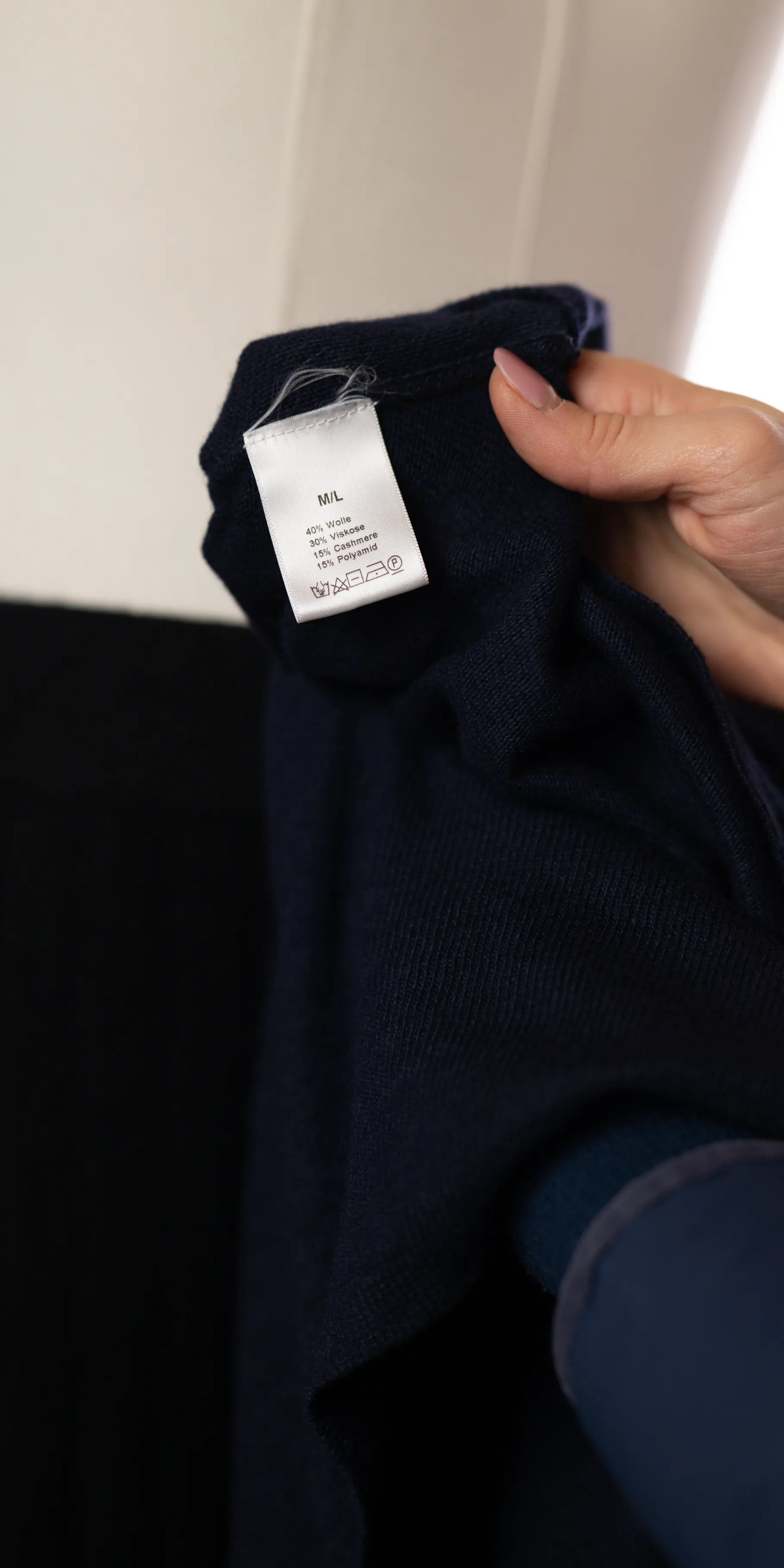 Pulover asimetric din blend fin de lana si casmir -Zoe Ona
