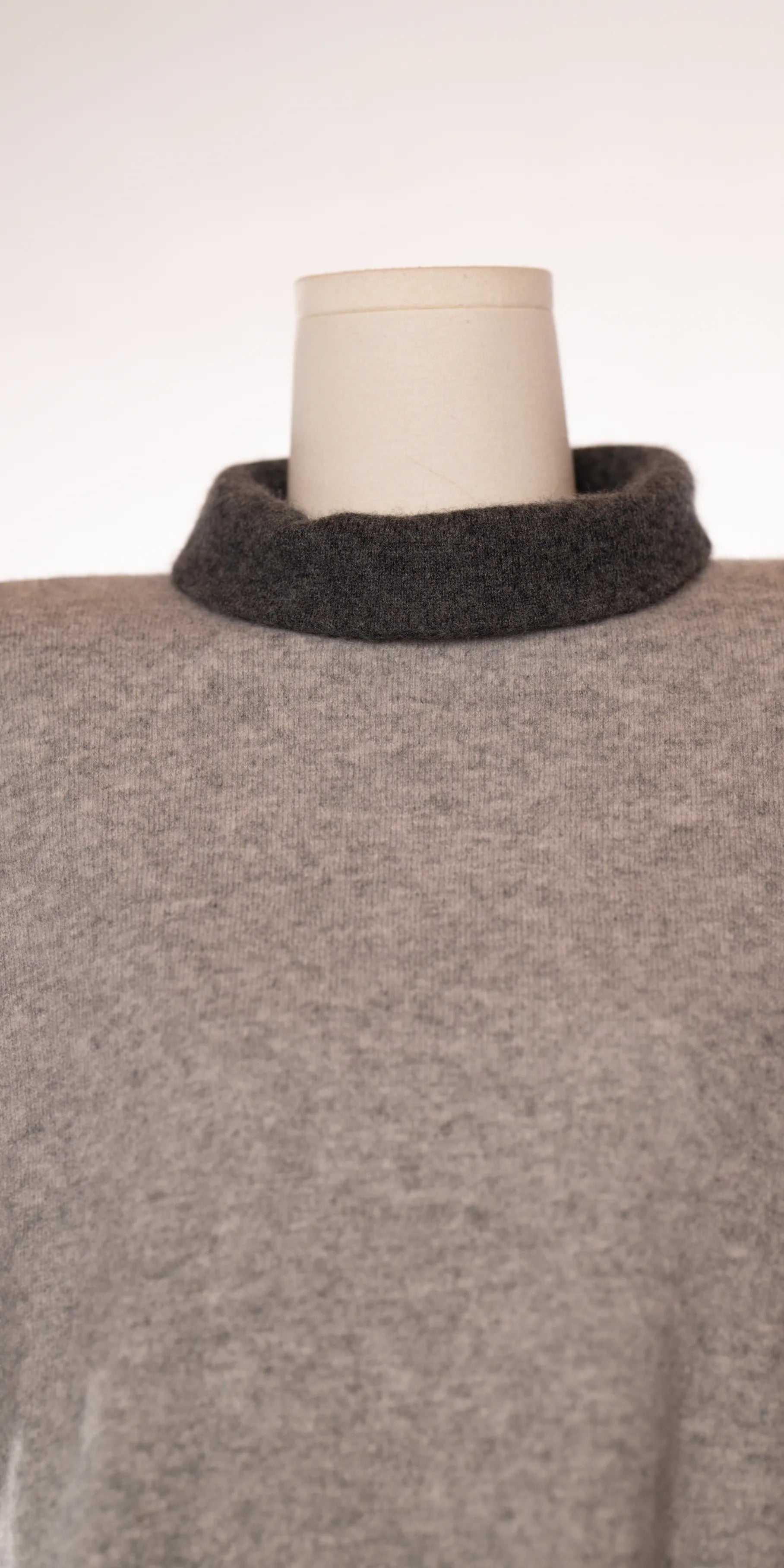 Bluza cu umeri nedefiniti din casmir - Kinross