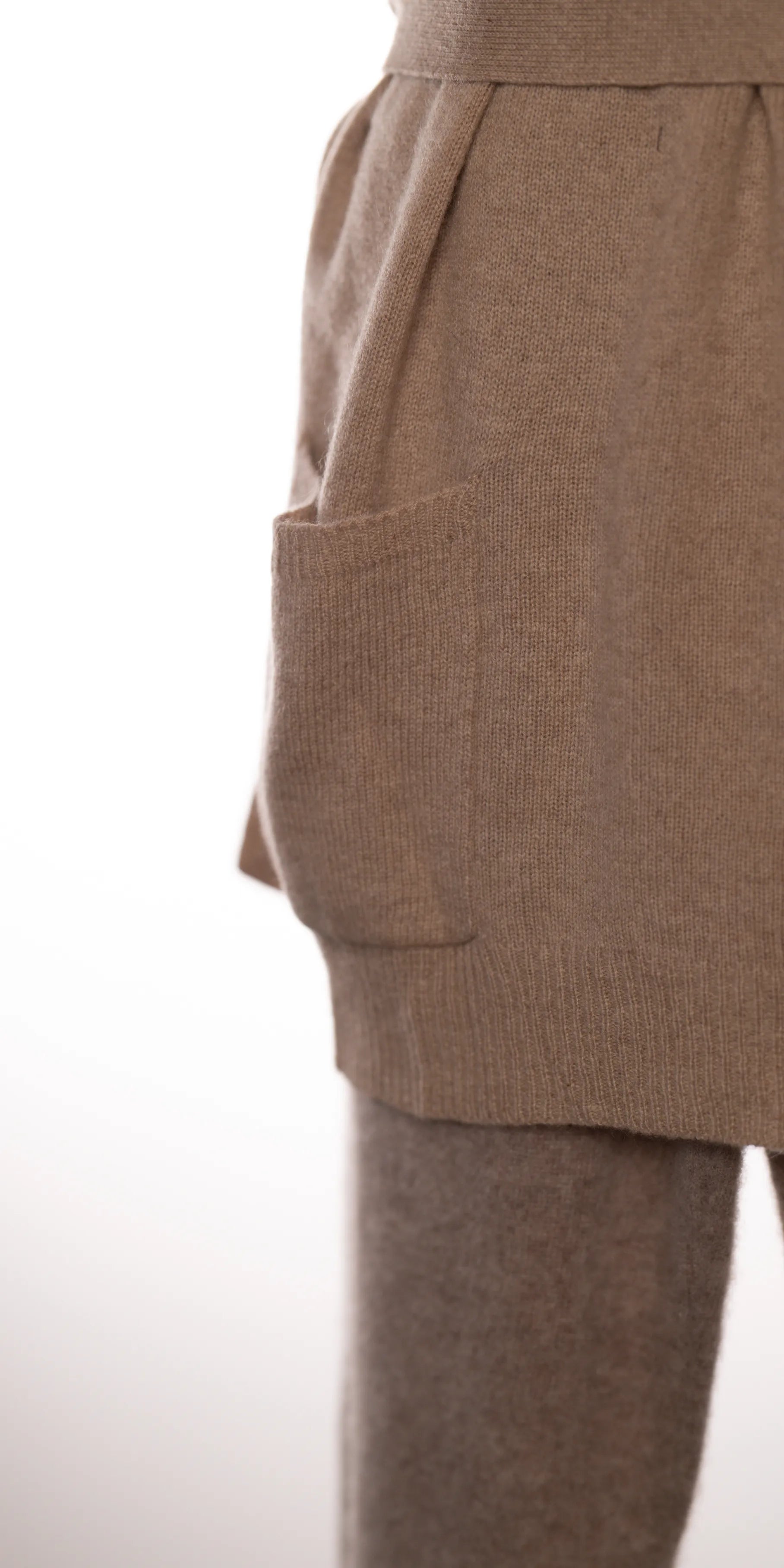 Vesta din casmir cu cordon -BCBZMaxazria