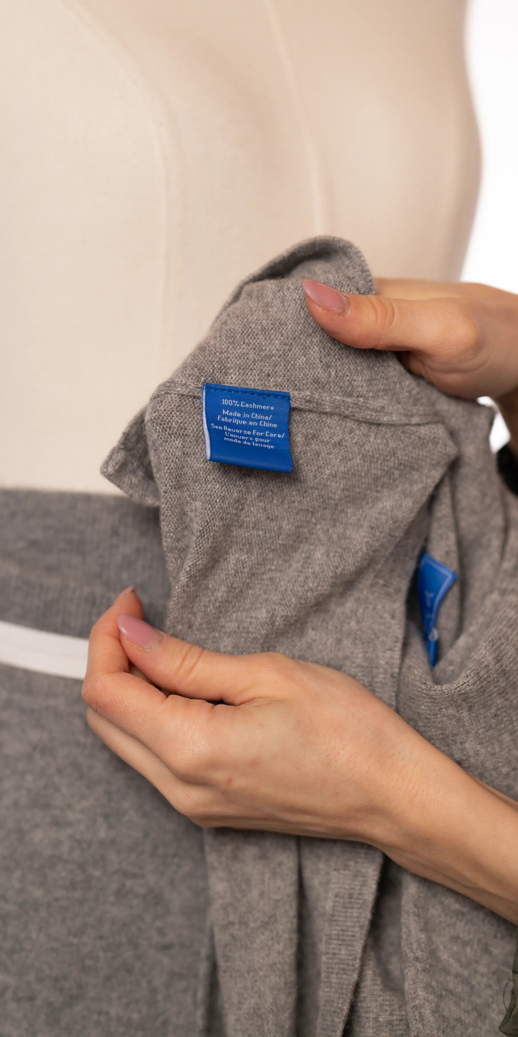 Cardigan din casmir aerat - Linea Blu