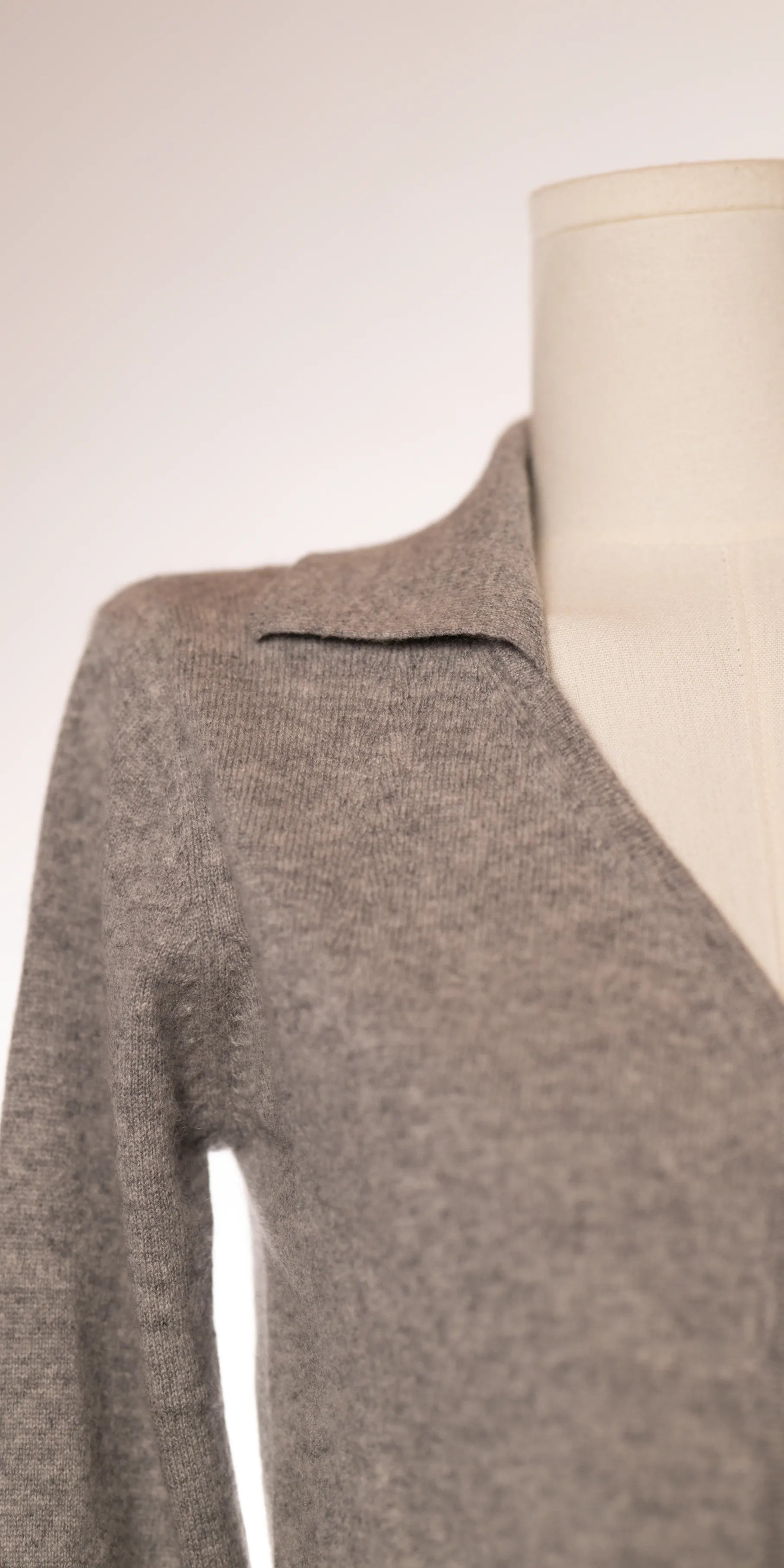 Cardigan din casmir aerat - Linea Blu