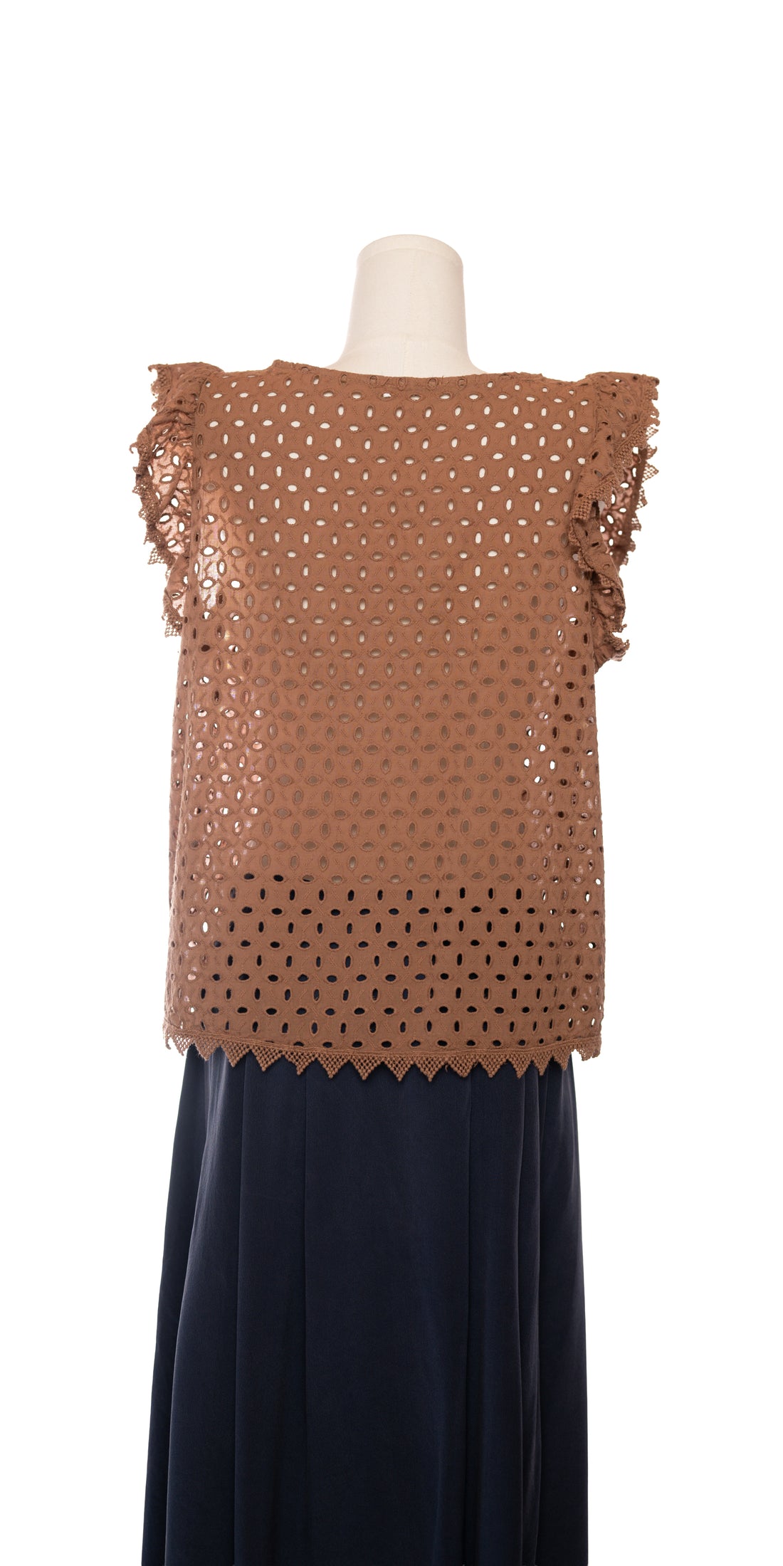 Top cu perforatii - Made in Italy
