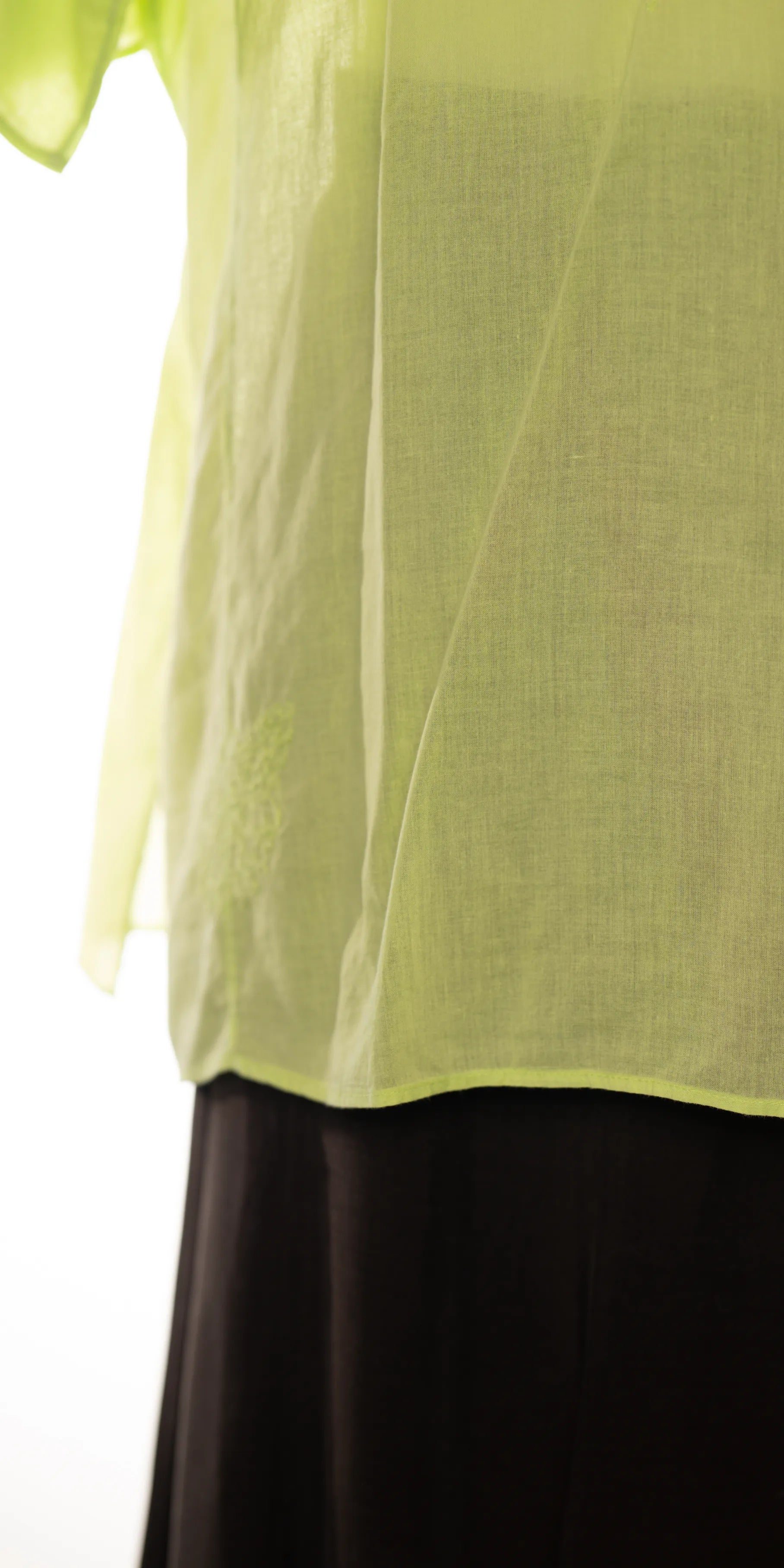 Camasa vaporoasa din bumbac batist cu broderie - Rio Collection